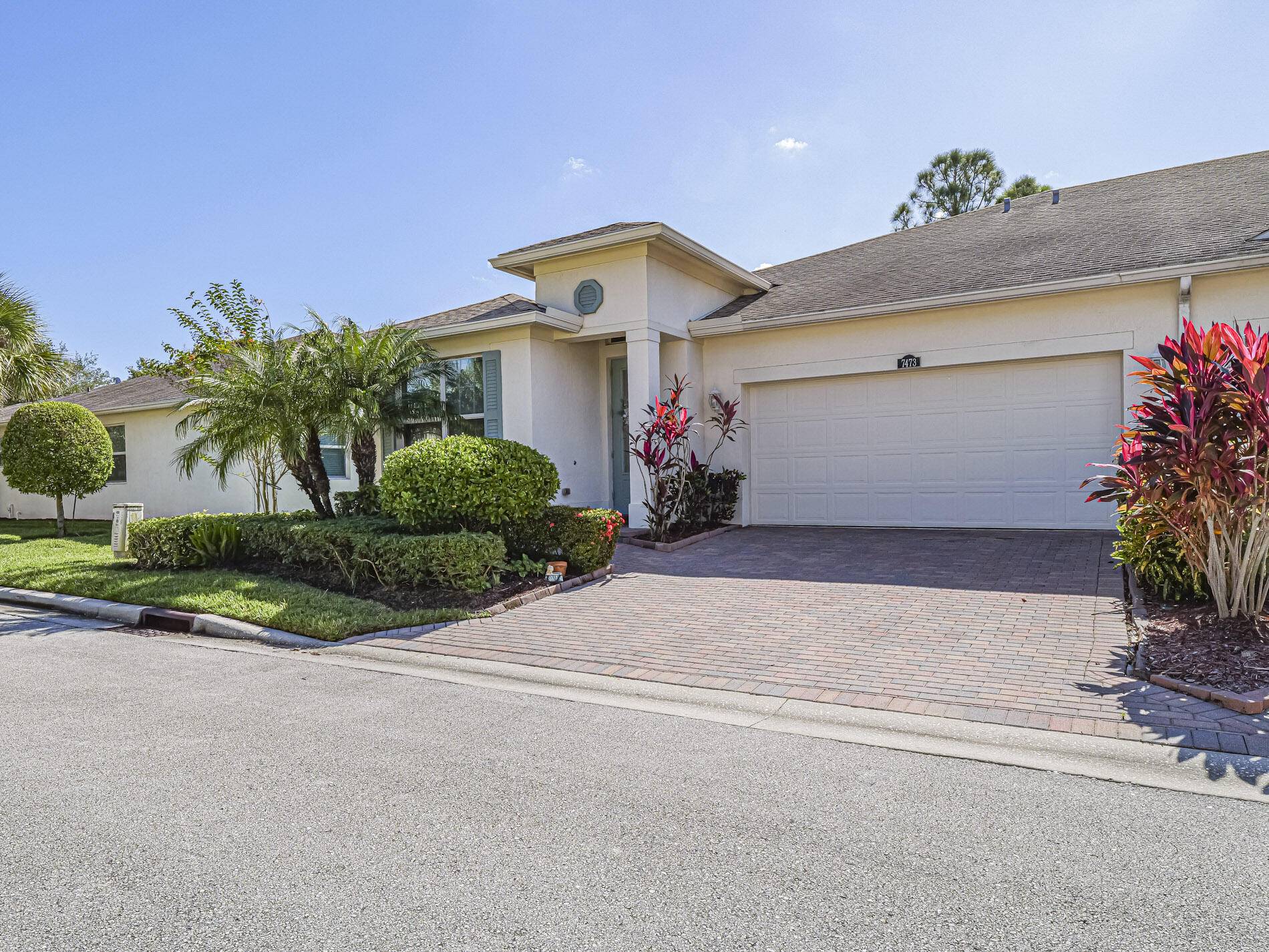 Vero Beach, FL 32966,7473 White Oak LN