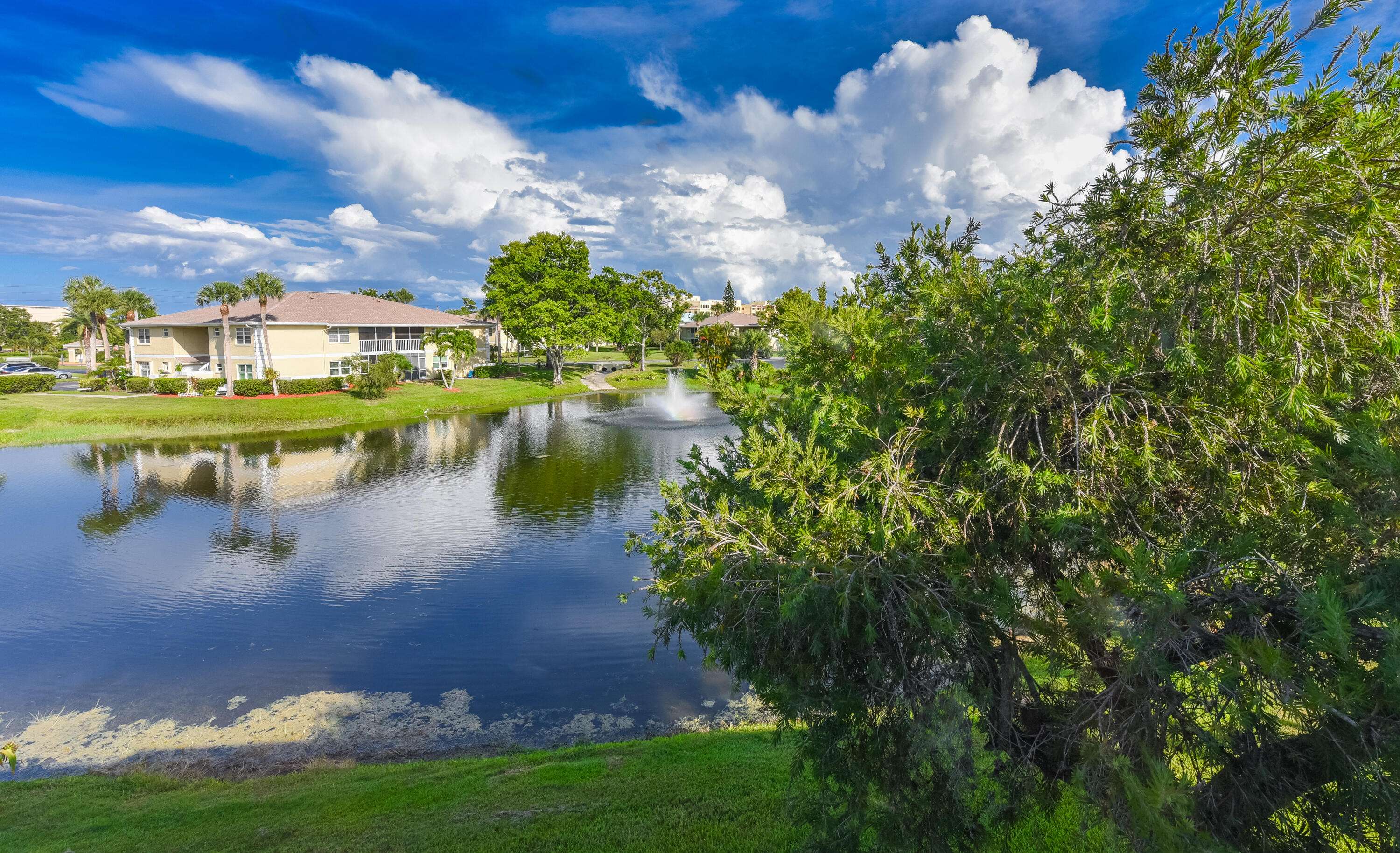 Port Saint Lucie, FL 34952,1531 SE Royal Green CIR 202