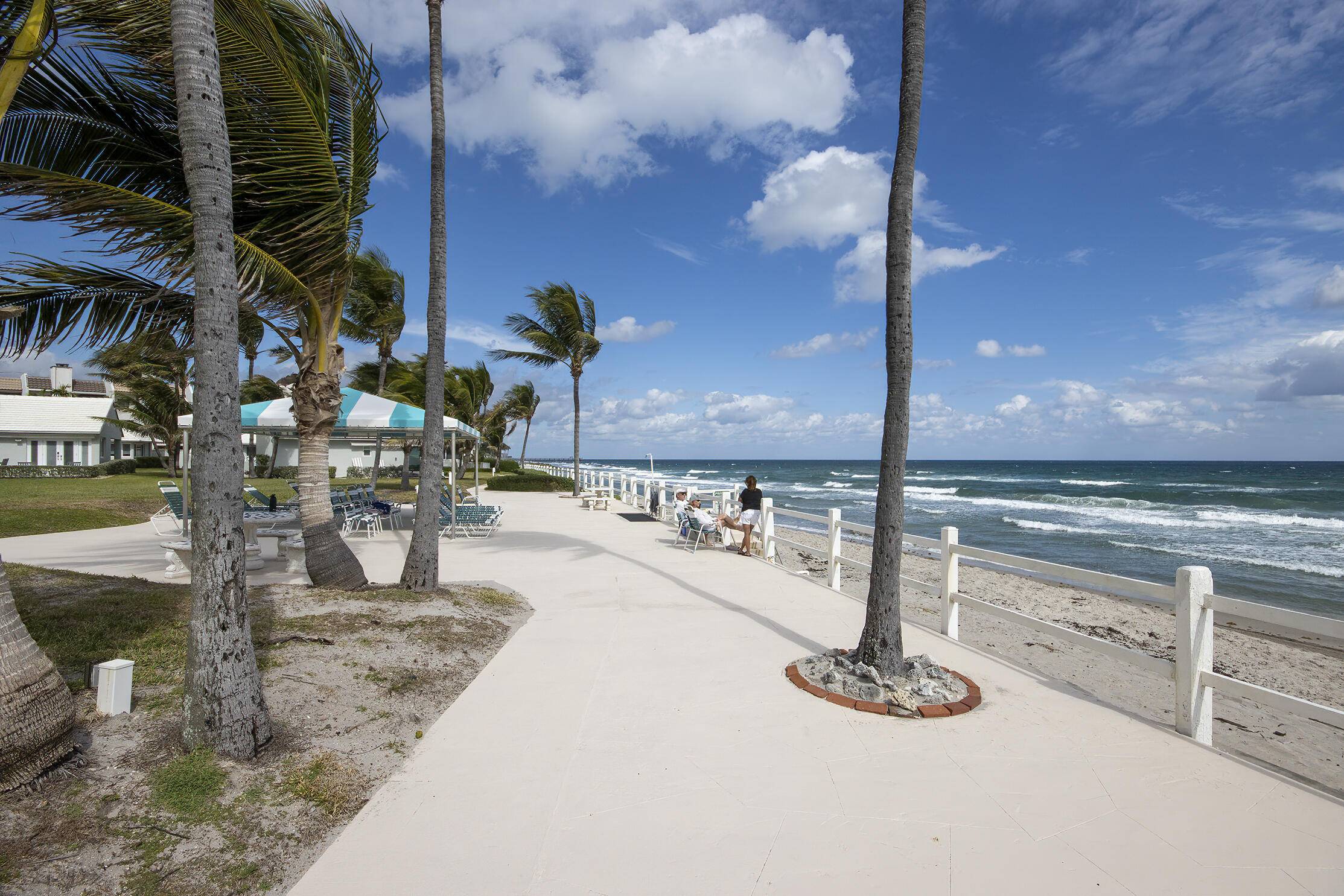 Hillsboro Beach, FL 33062,1221 Hillsboro Mile 18a