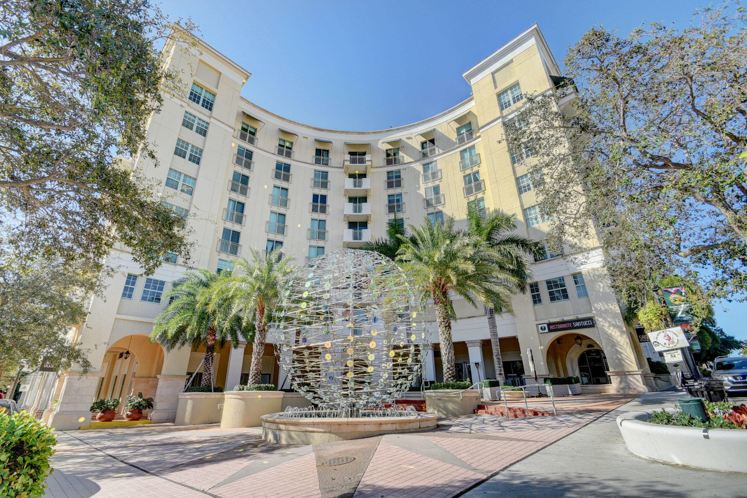 West Palm Beach, FL 33401,610 Clematis ST 532