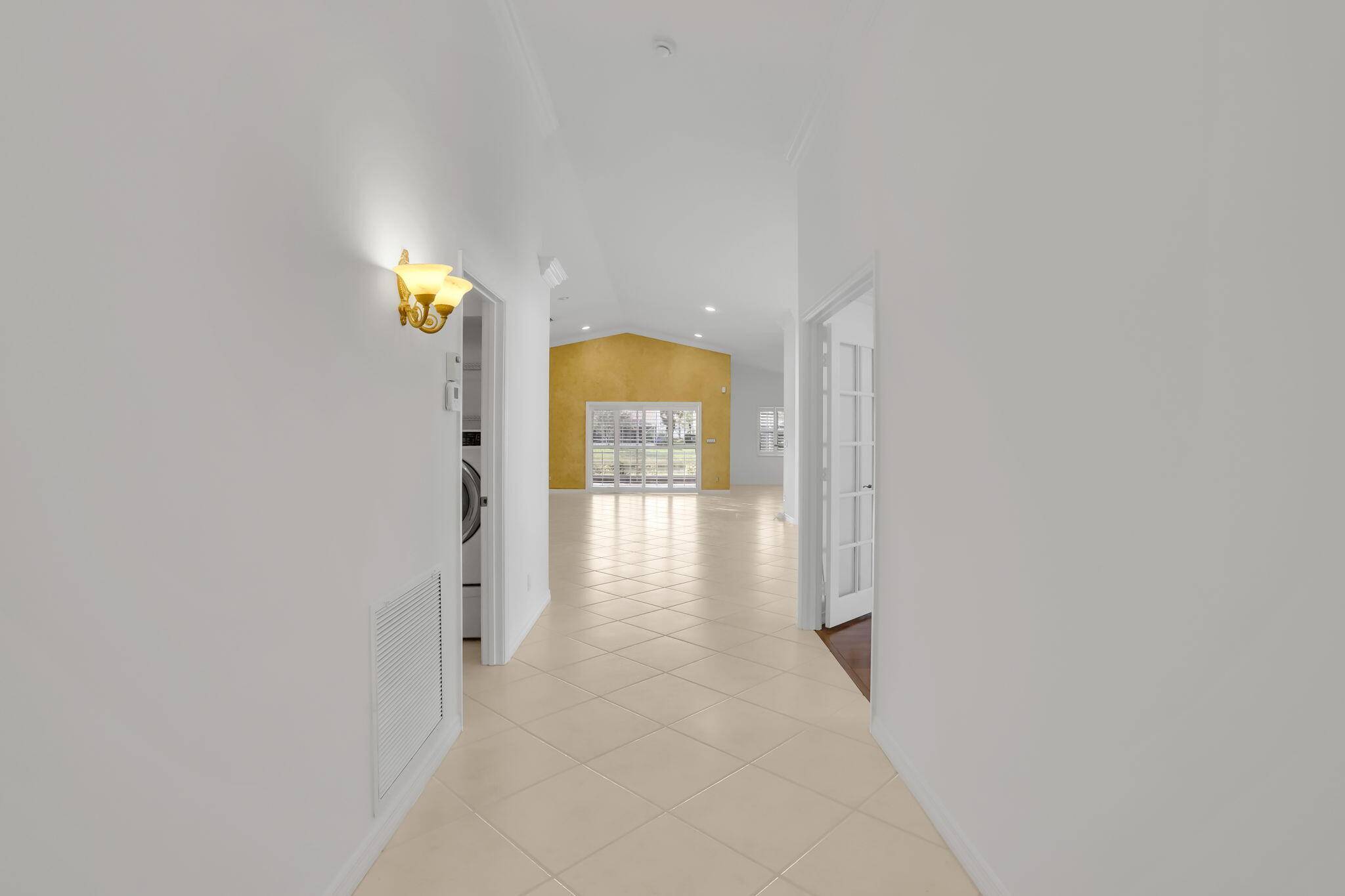 Boynton Beach, FL 33472,8298 Duomo CIR