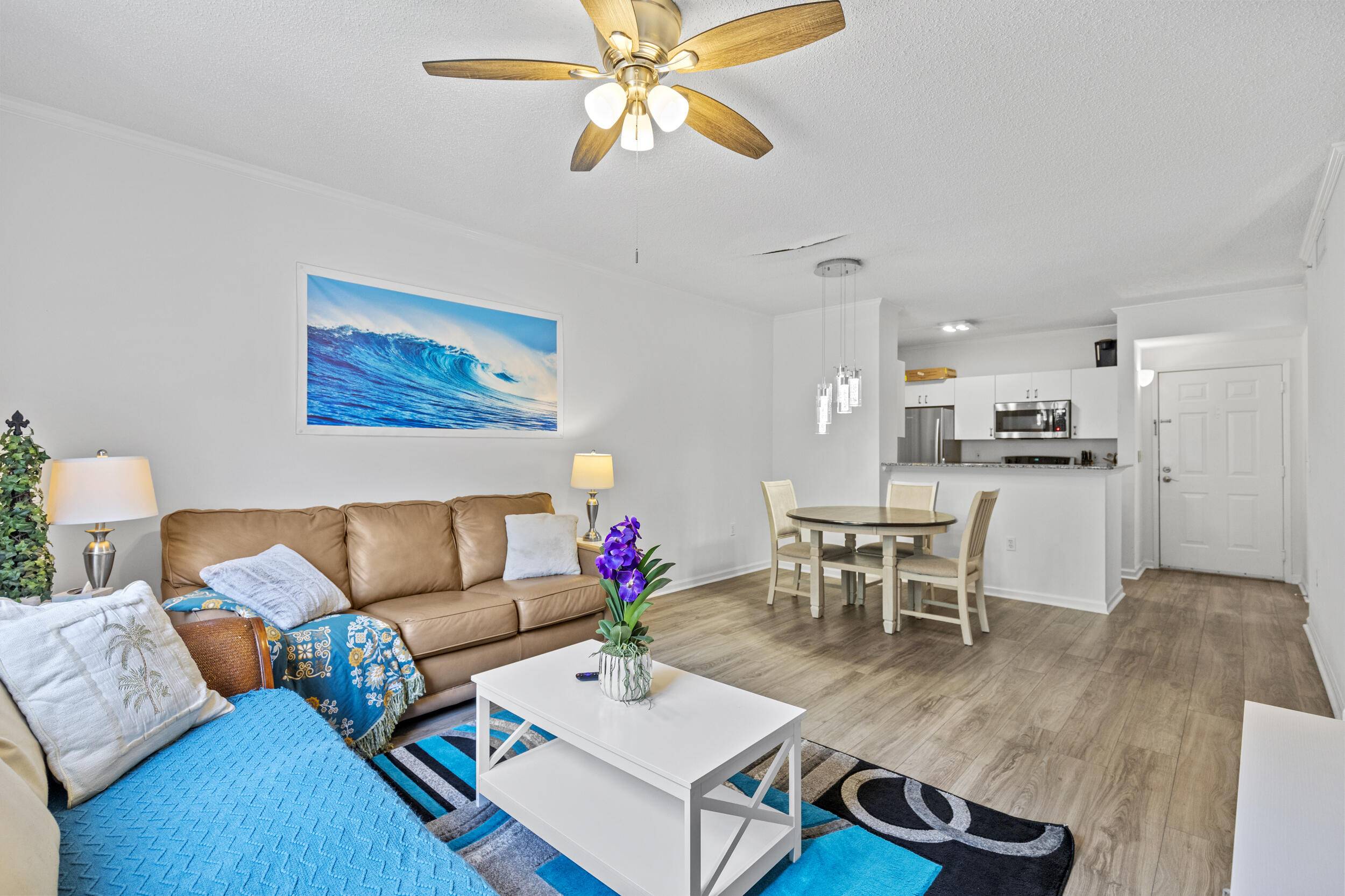 West Palm Beach, FL 33401,630 S Sapodilla AVE 202