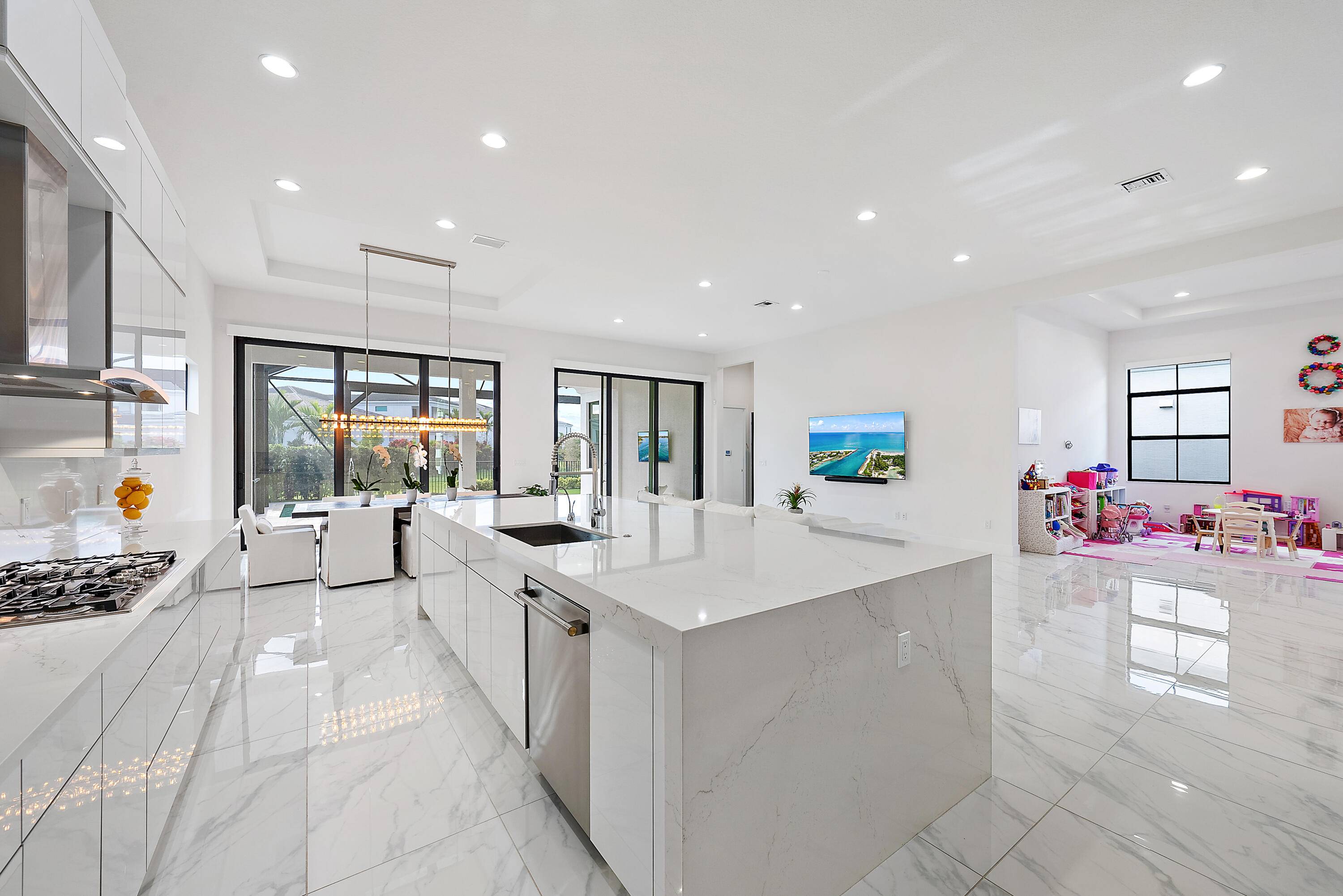 Palm Beach Gardens, FL 33418,13159 Artisan CIR