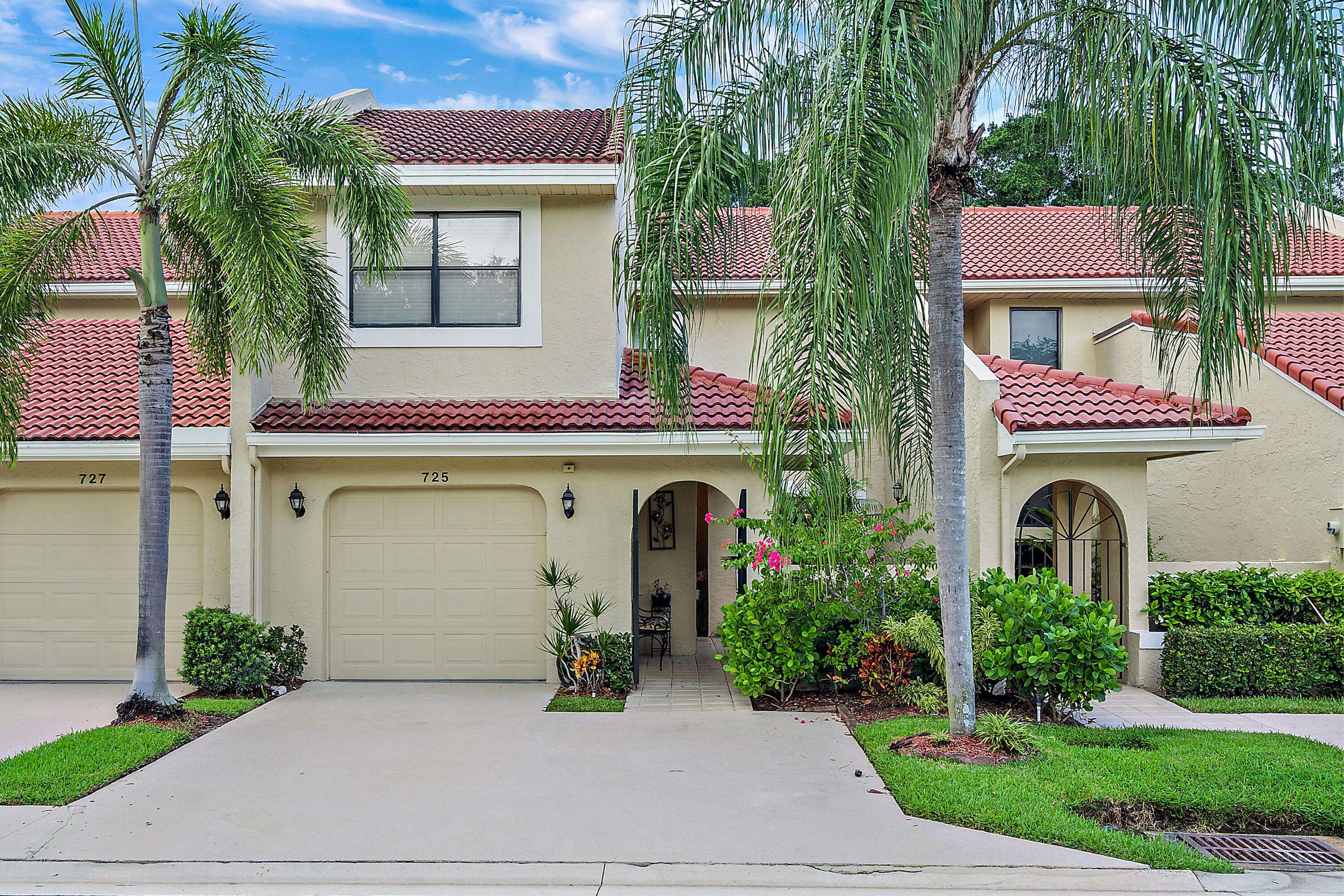 Palm Beach Gardens, FL 33418,725 Windermere WAY