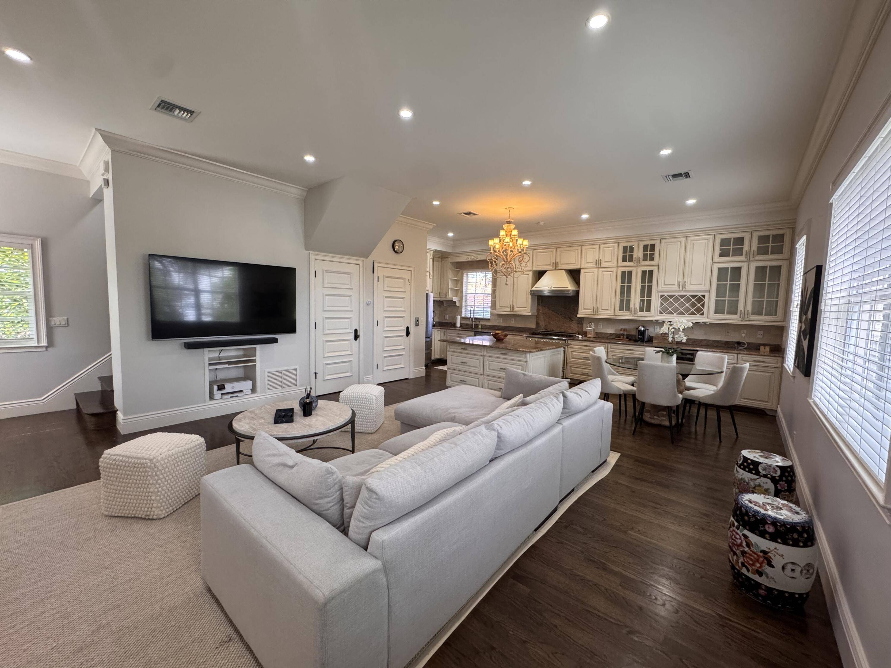 West Palm Beach, FL 33405,3703 Washington RD