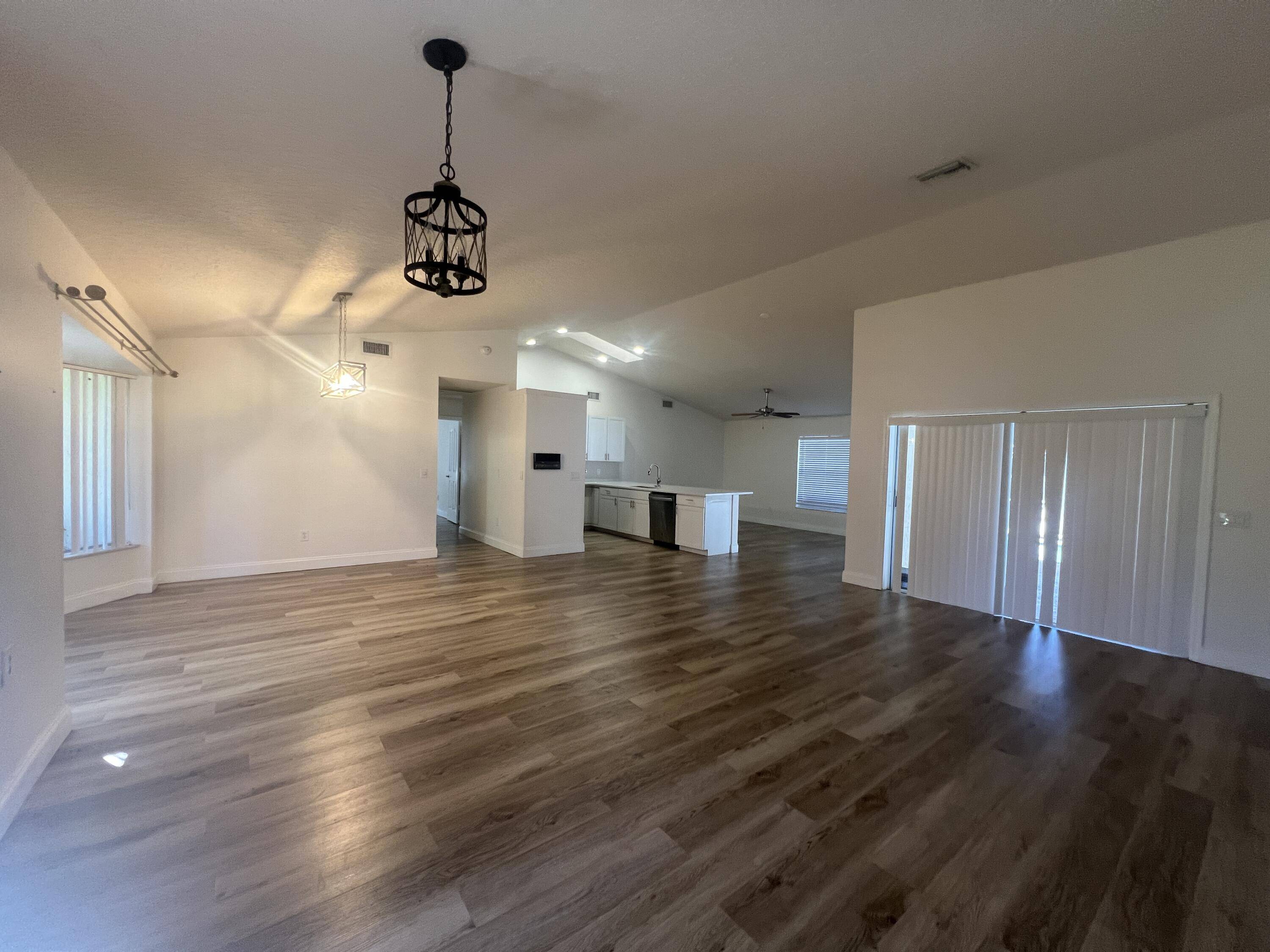 Wellington, FL 33414,1655 Farmington CIR