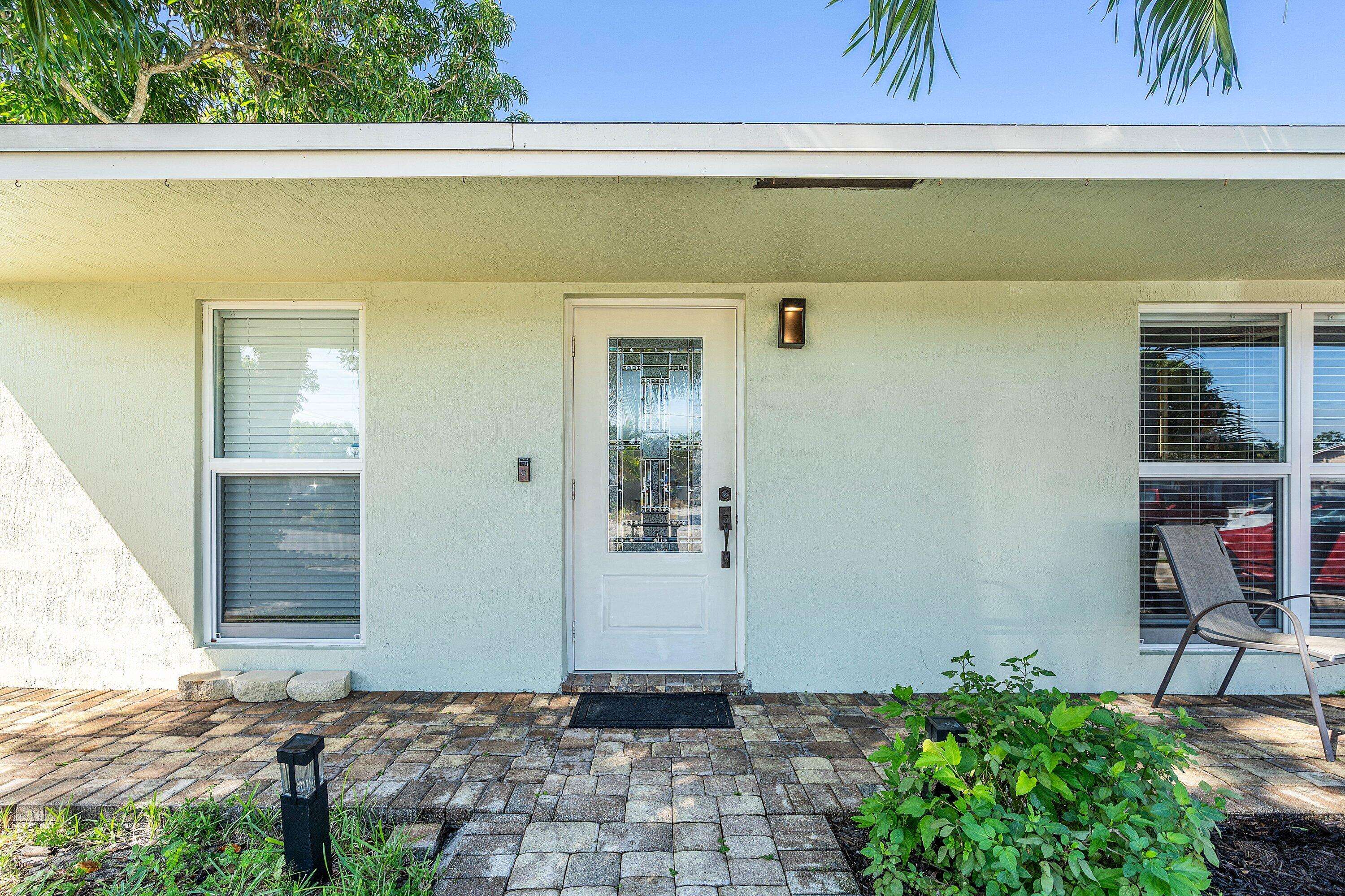 Boca Raton, FL 33428,22207 SW 65th TER