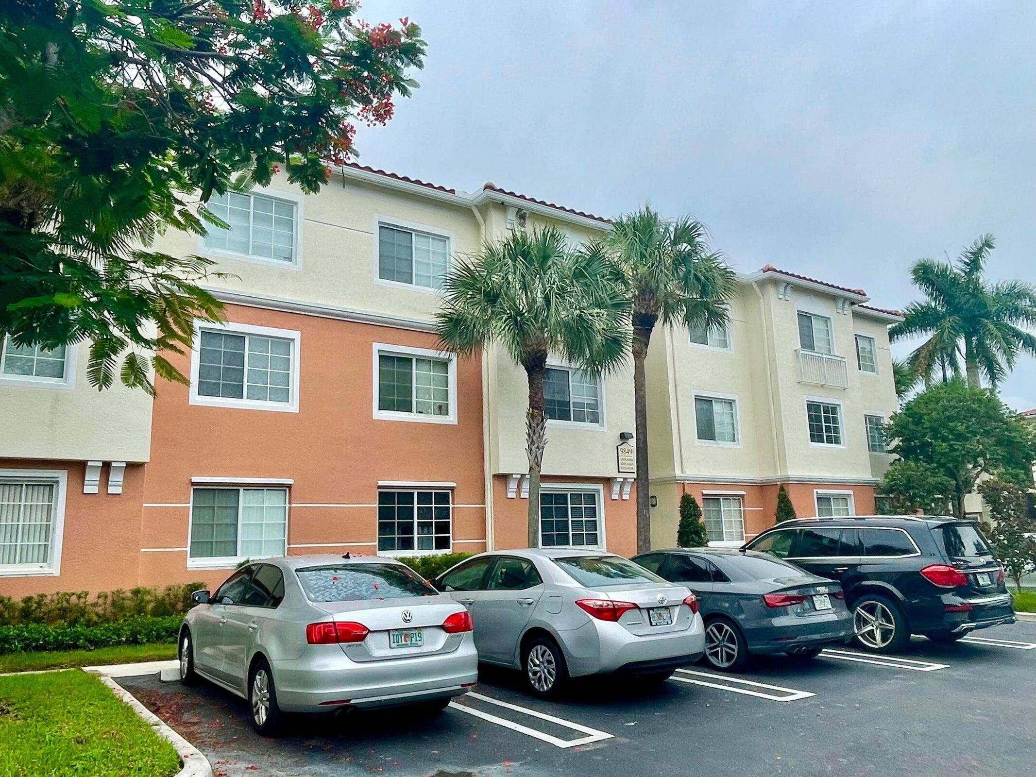 West Palm Beach, FL 33411,9849 Baywinds DR 8106