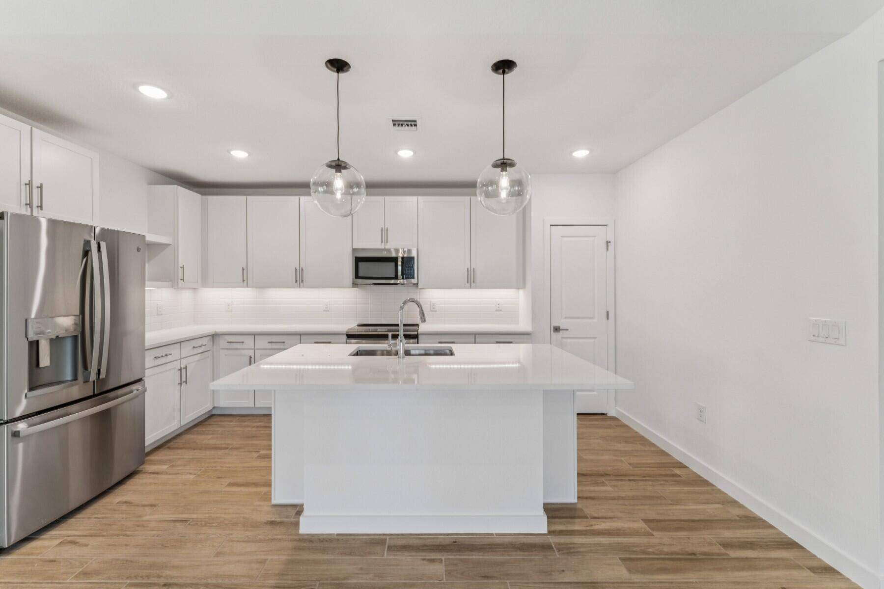 Port Saint Lucie, FL 34953,1401 SW Oriole LN