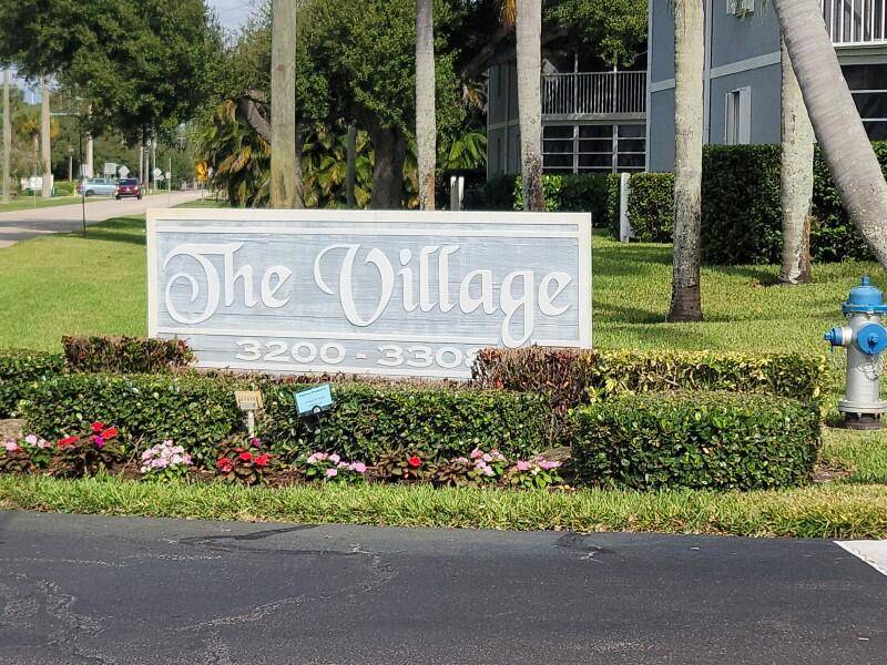 Stuart, FL 34994,3302 SE Aster LN B165