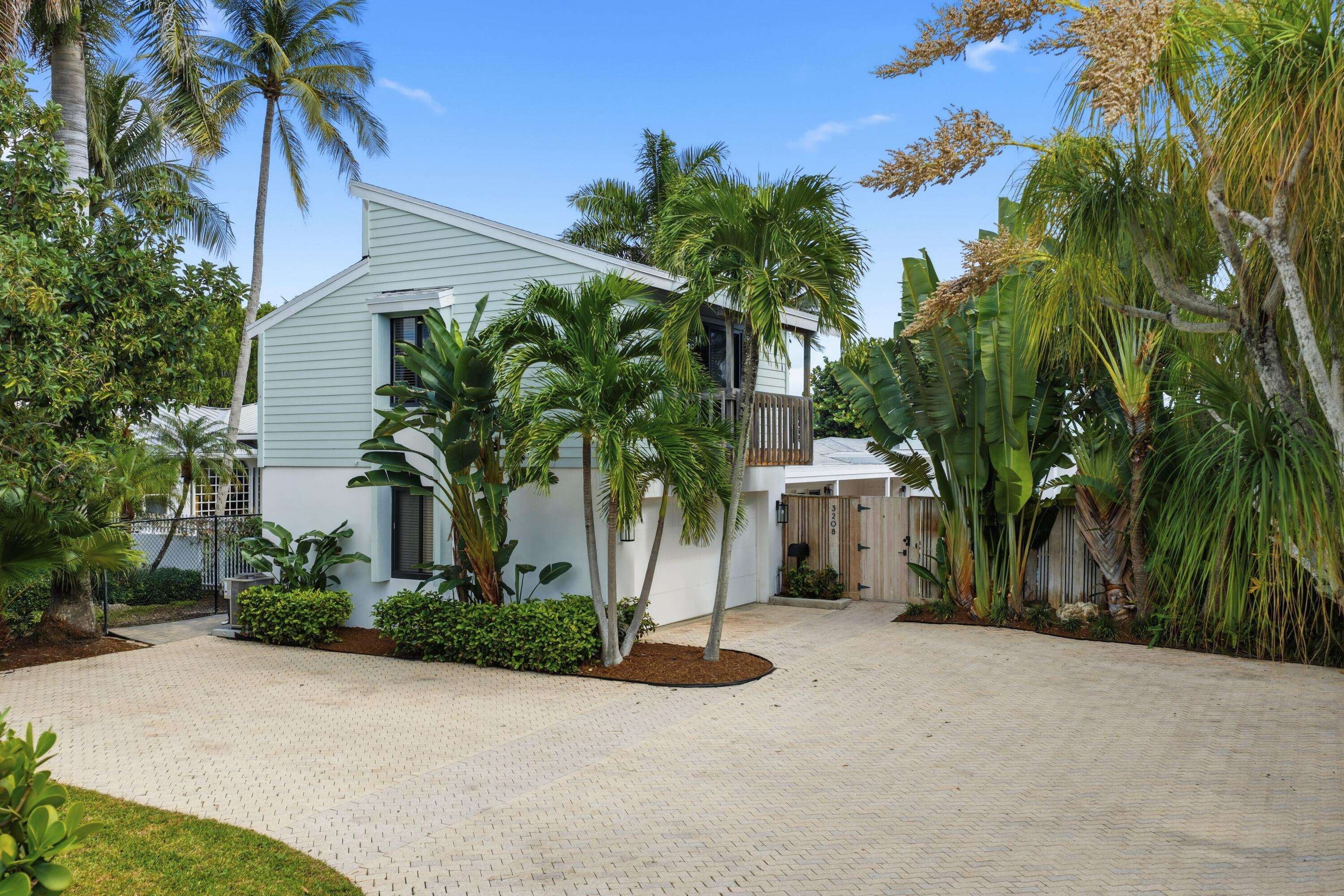 West Palm Beach, FL 33407,3208 N Flagler DR