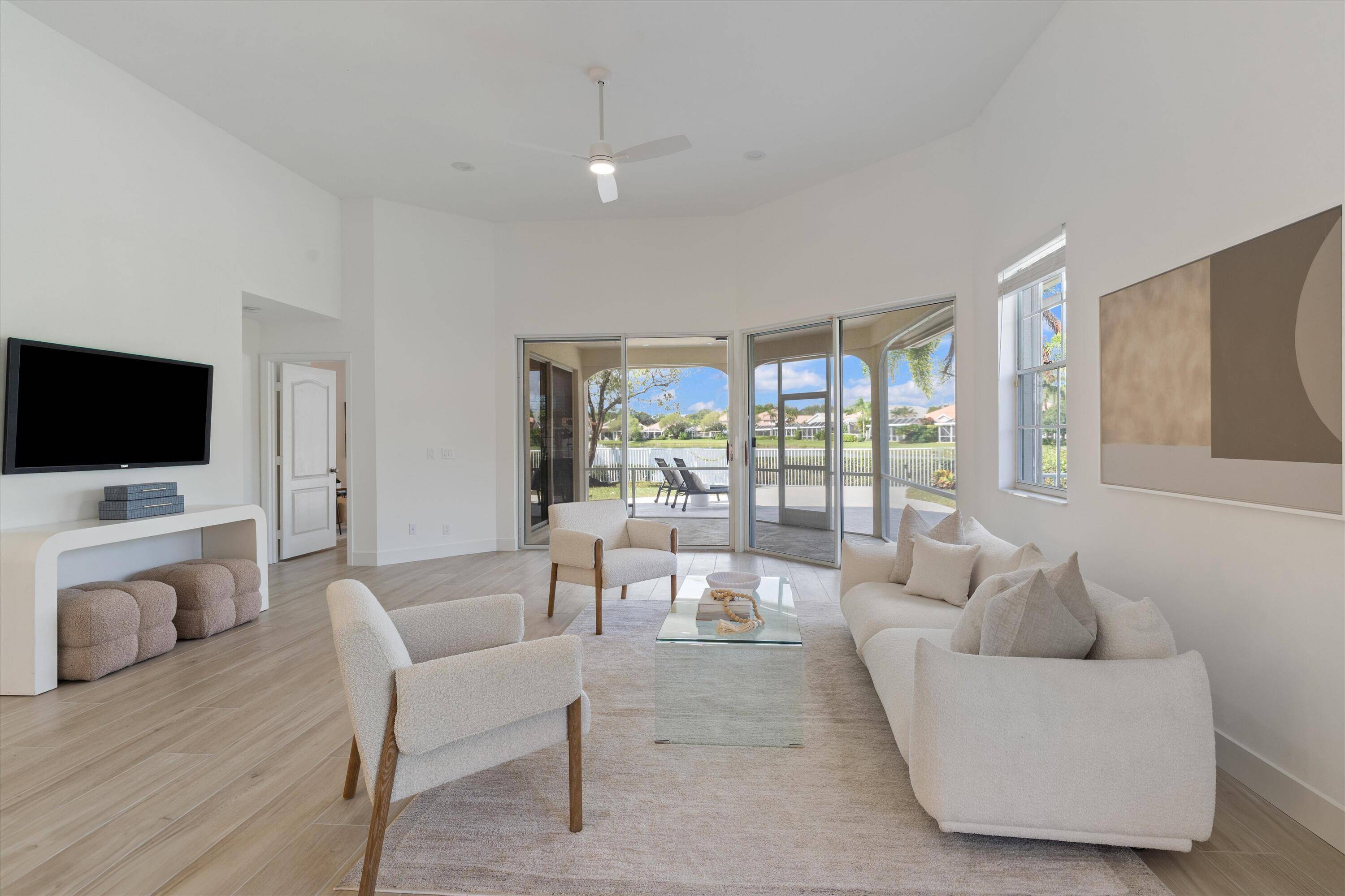 Palm Beach Gardens, FL 33418,124 Eagleton LN