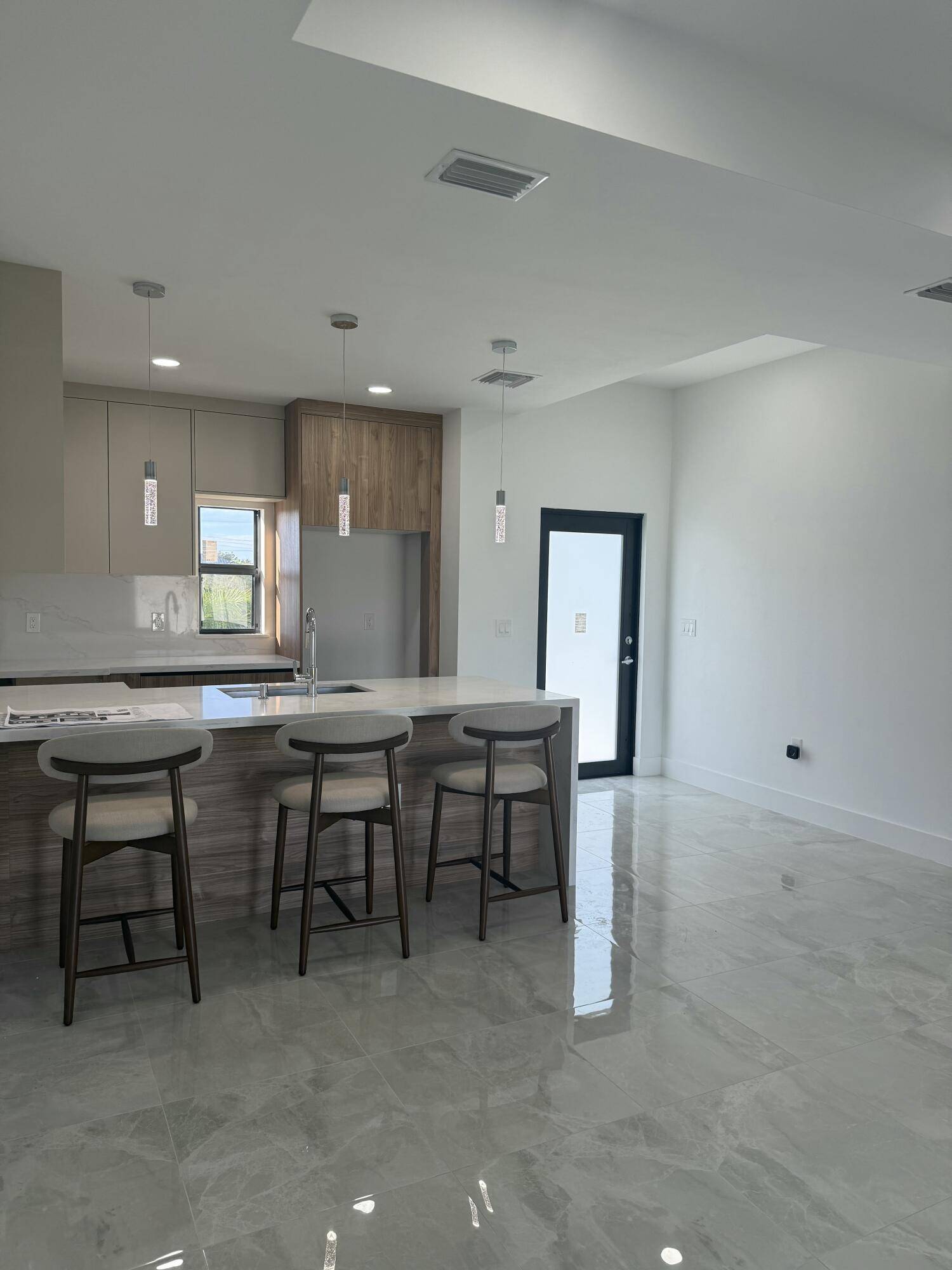 Lehigh Acres, FL 33971,2614 W 70th ST