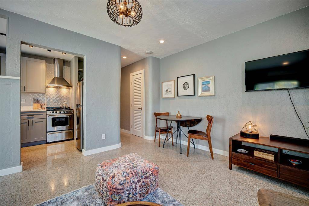 Fort Lauderdale, FL 33304,1215 NE 17th AVE 3