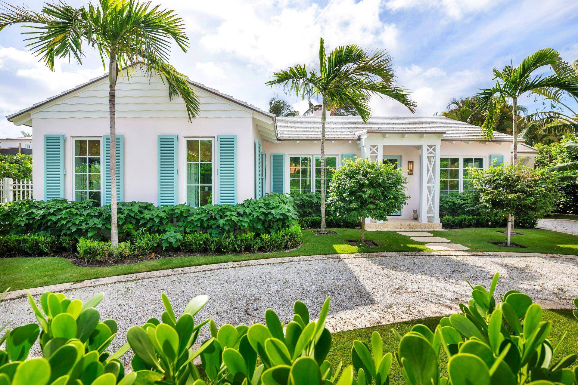 Palm Beach, FL 33480,266 Colonial LN