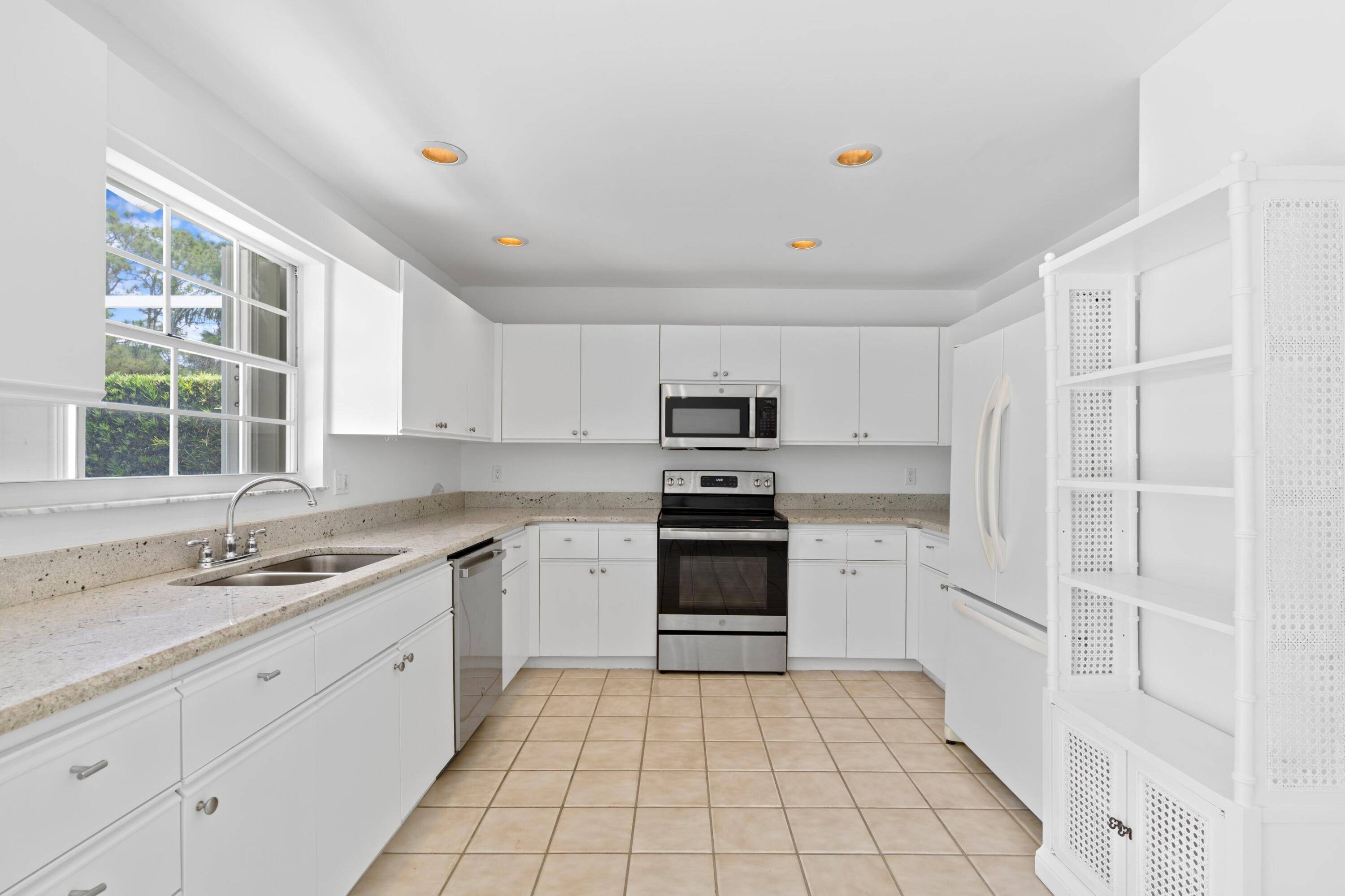 Jupiter, FL 33469,9205 SE Woods End PL