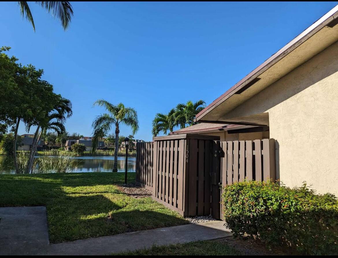 Palm Springs, FL 33461,1504 Waterview CIR