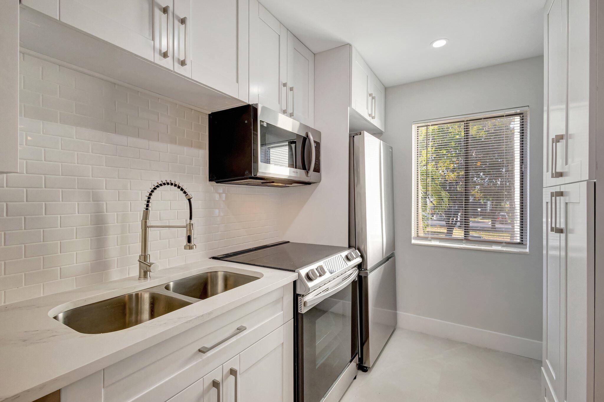 Lake Worth, FL 33467,4090 Tivoli CT 208