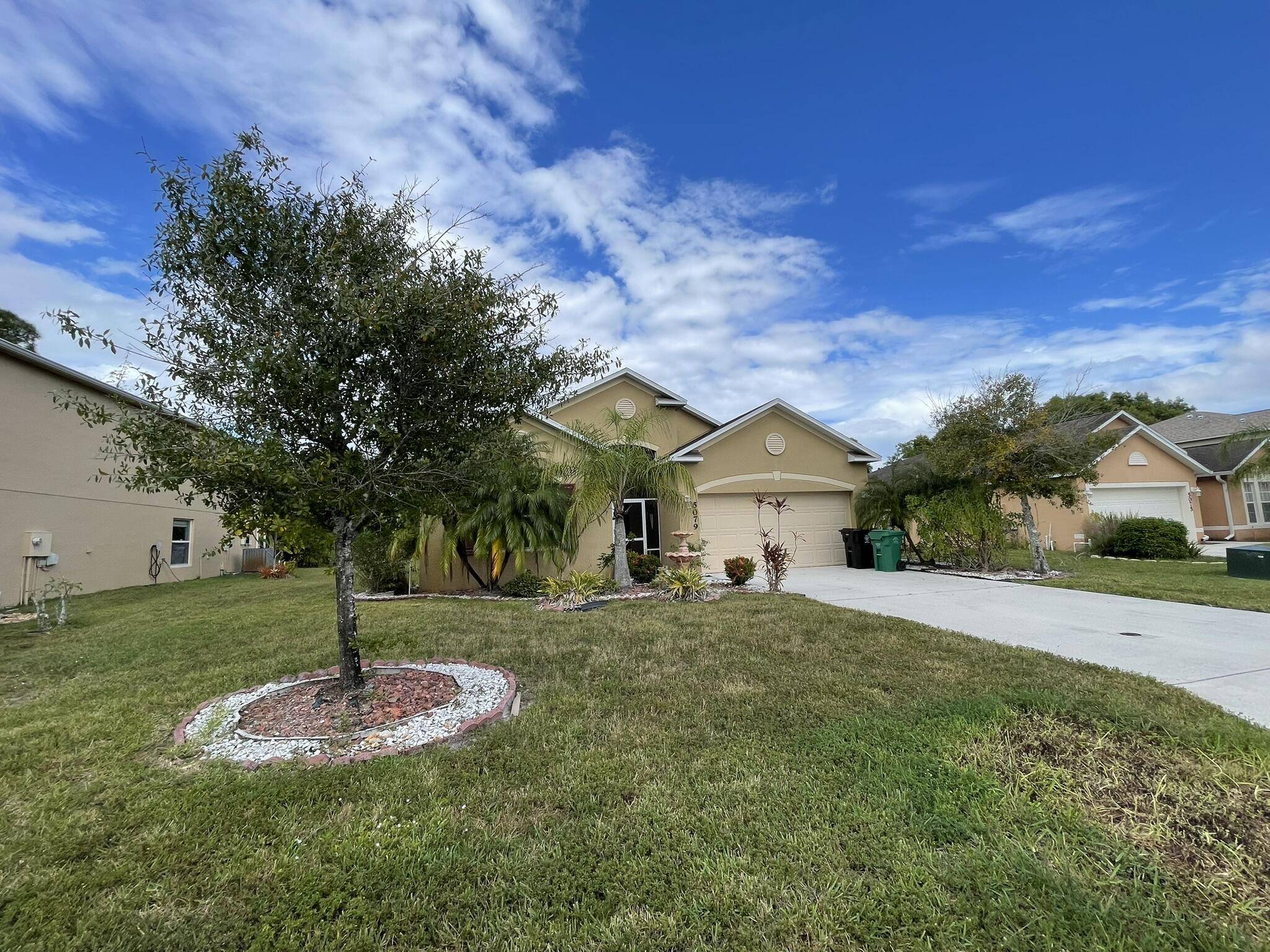 Port Saint Lucie, FL 34986,5079 NW Fiddle Leaf CT