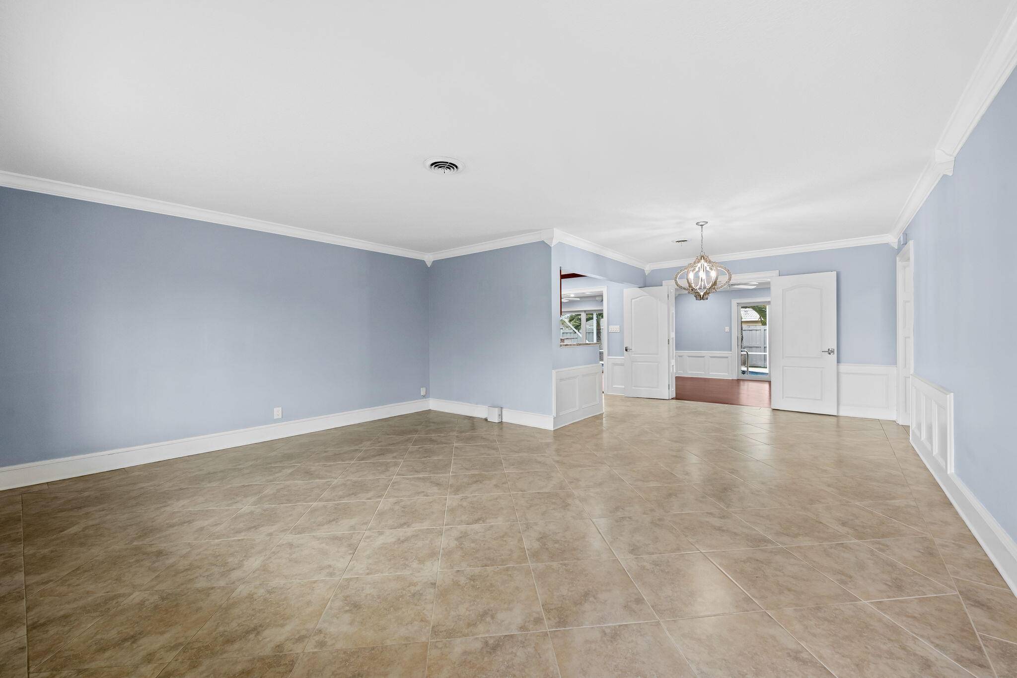 Fort Lauderdale, FL 33308,2041 NE 59th ST