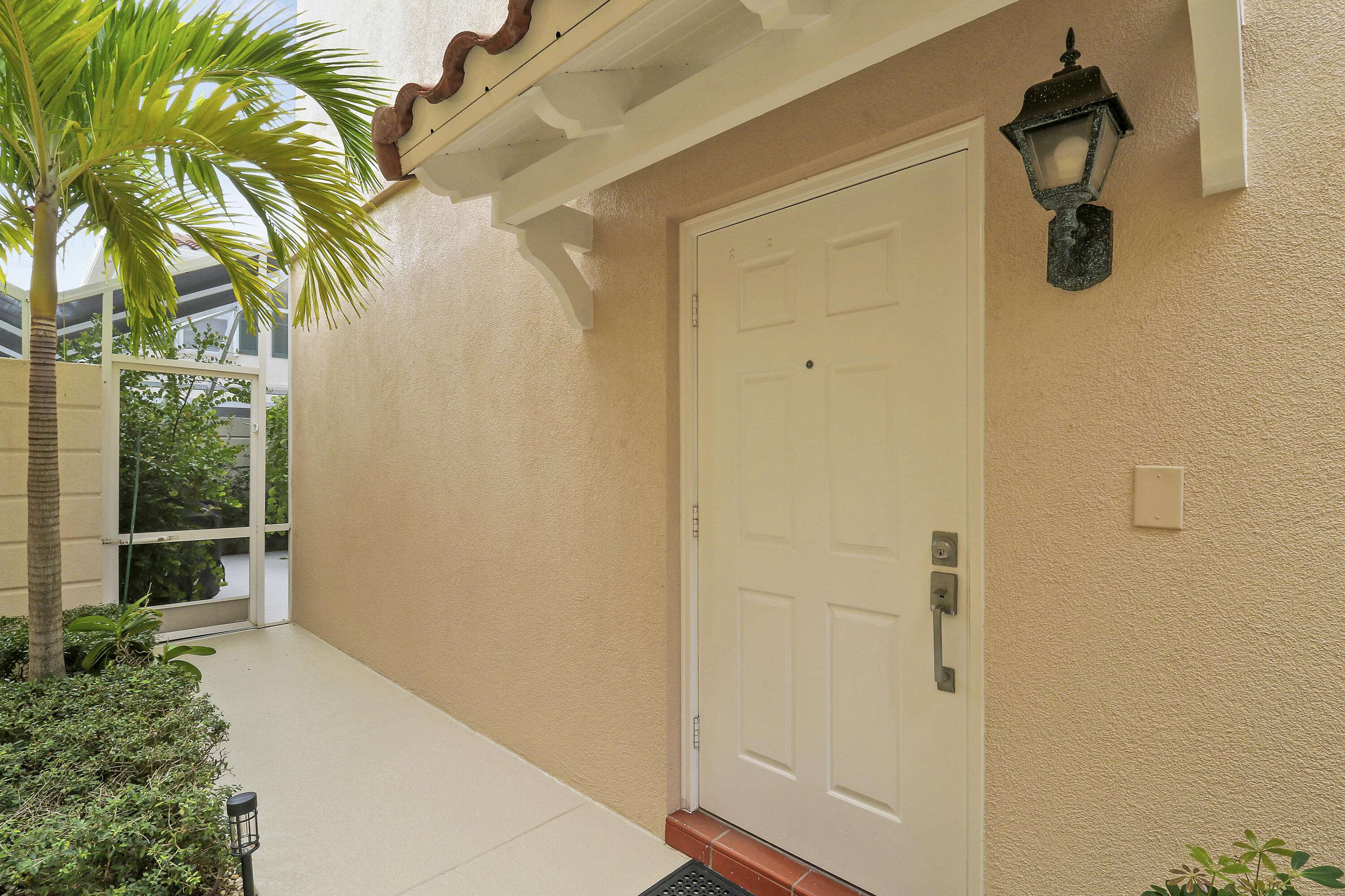 Tequesta, FL 33469,18 Tall Oaks CIR