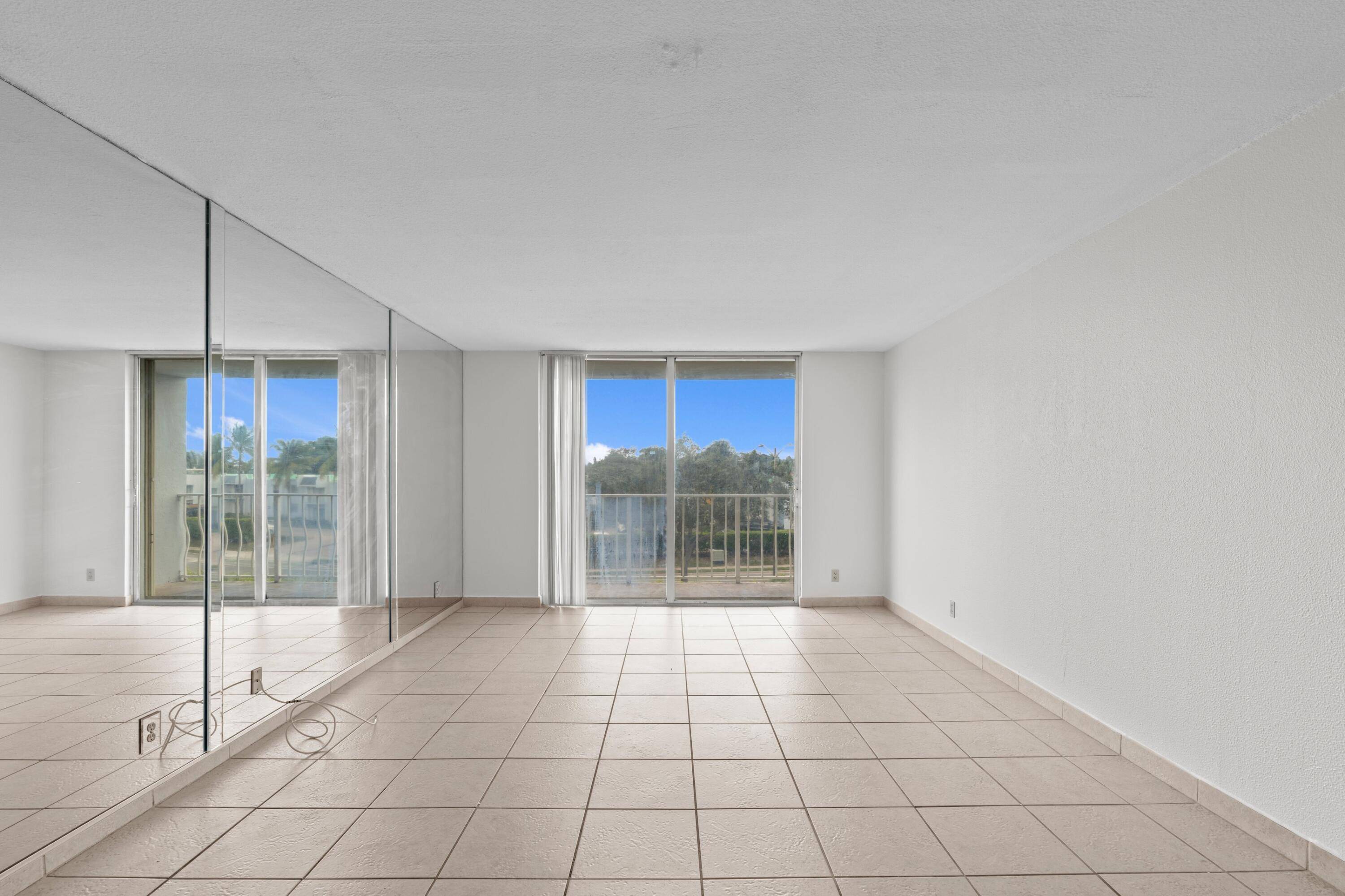 West Palm Beach, FL 33401,500 Executive Center DR 3e