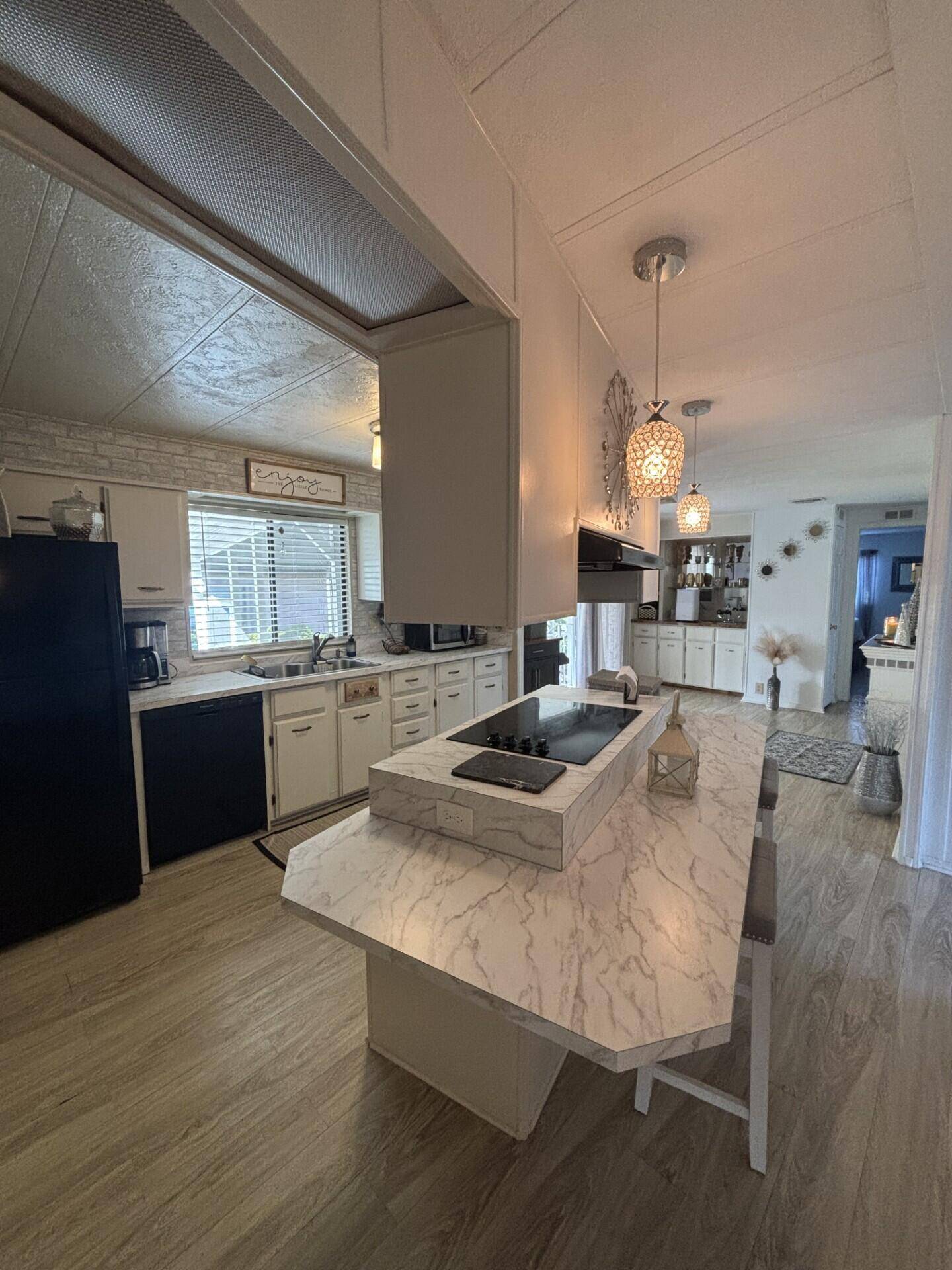 Port Saint Lucie, FL 34952,70 SE Spanish Way WAY