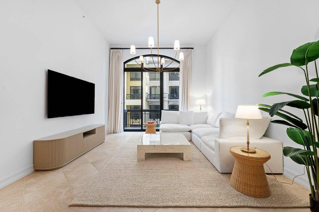 West Palm Beach, FL 33401,701 S Olive AVE 310