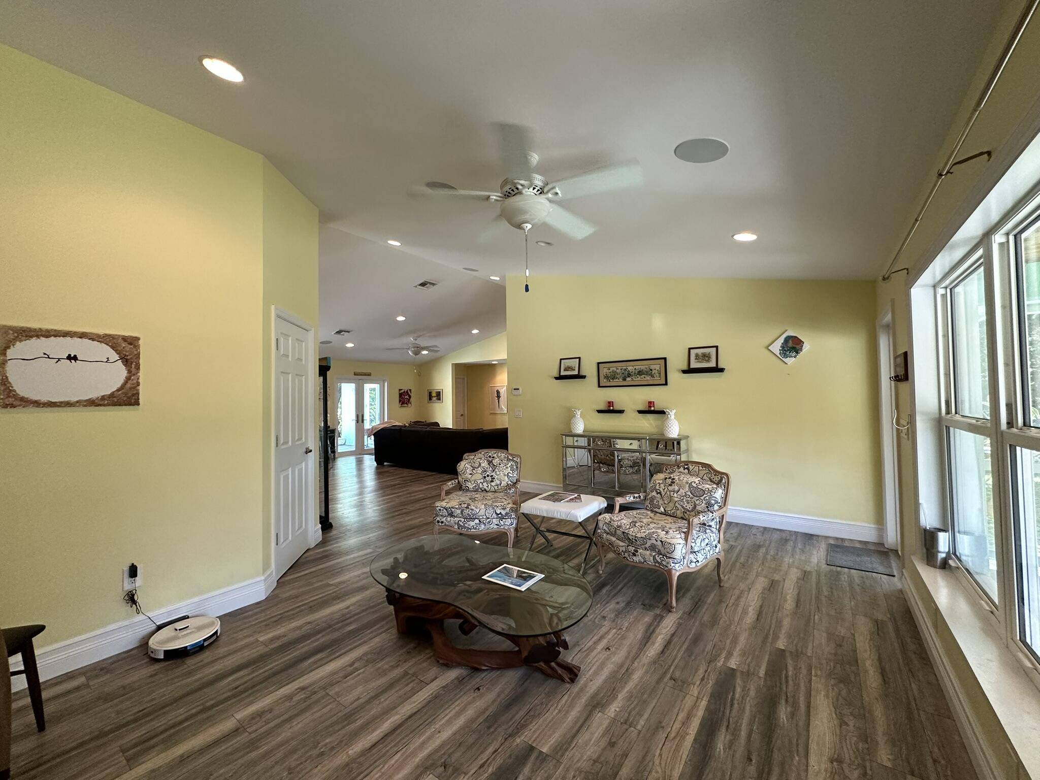 Palm Beach Gardens, FL 33410,2415 Laurel LN