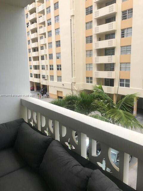 Hallandale Beach, FL 33009,1817 S Ocean DR 322
