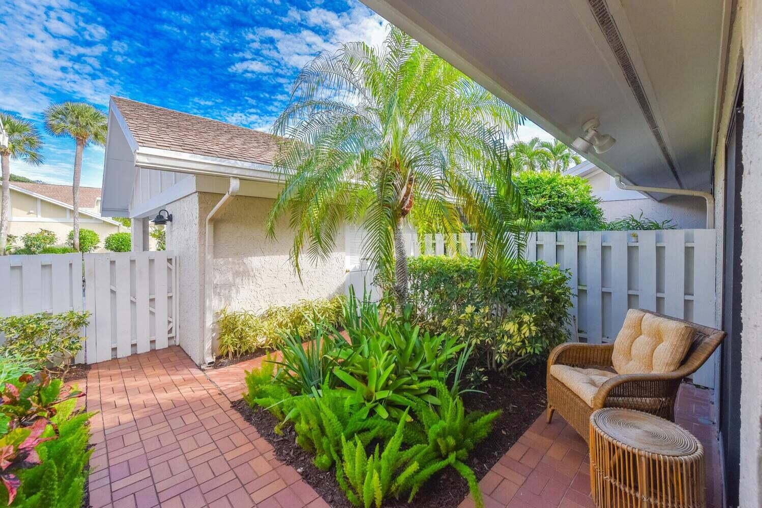 Jupiter, FL 33477,17225 Fownes Crescent