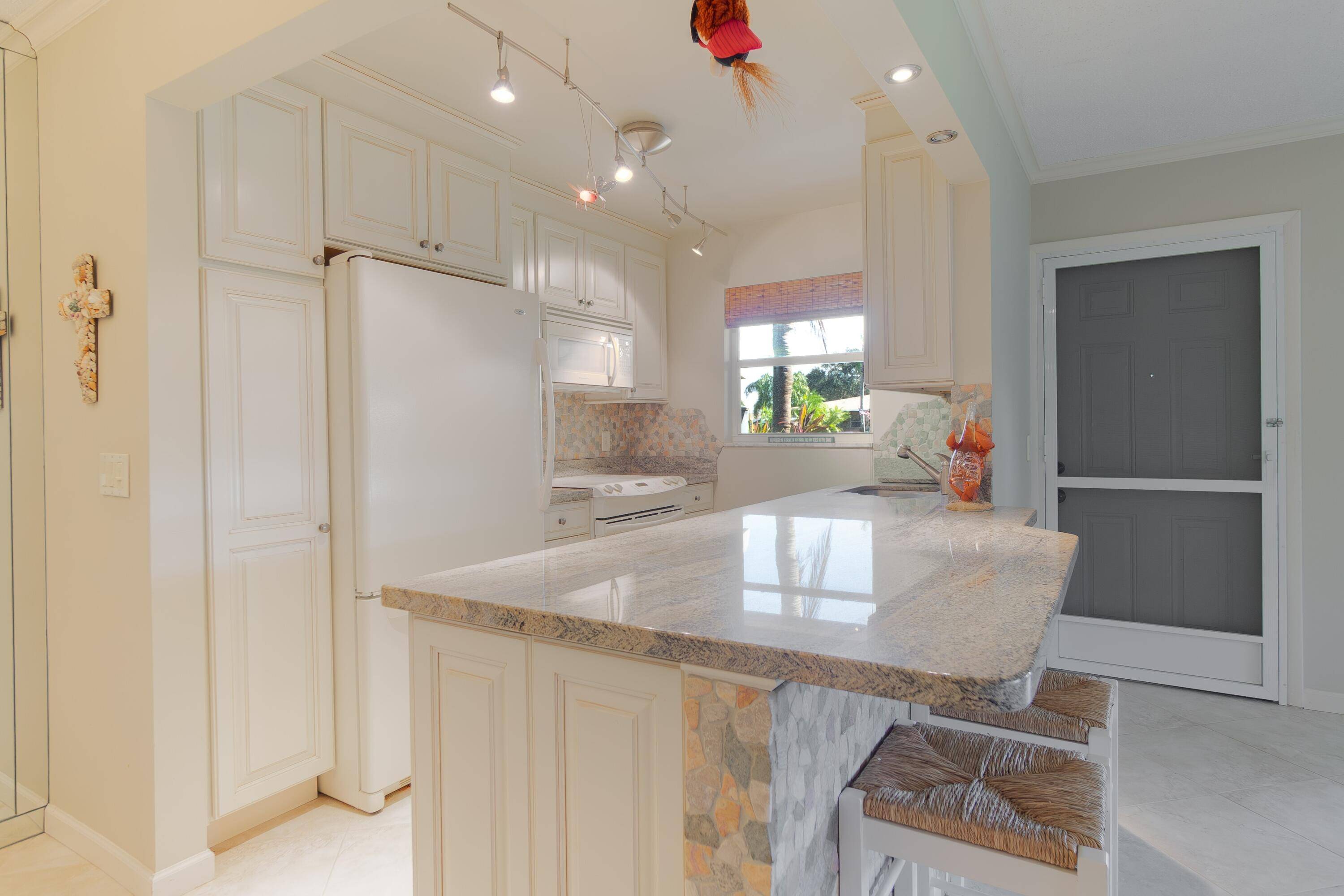 Delray Beach, FL 33445,1042 North DR A