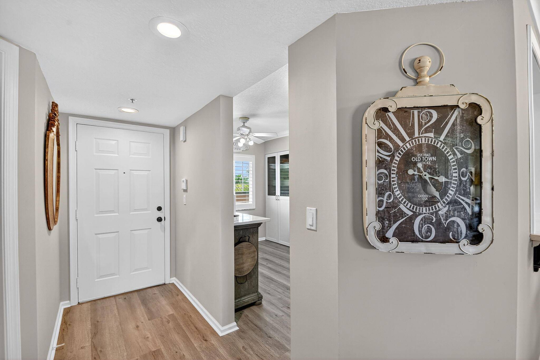 Boynton Beach, FL 33437,5777 Gemstone CT 407