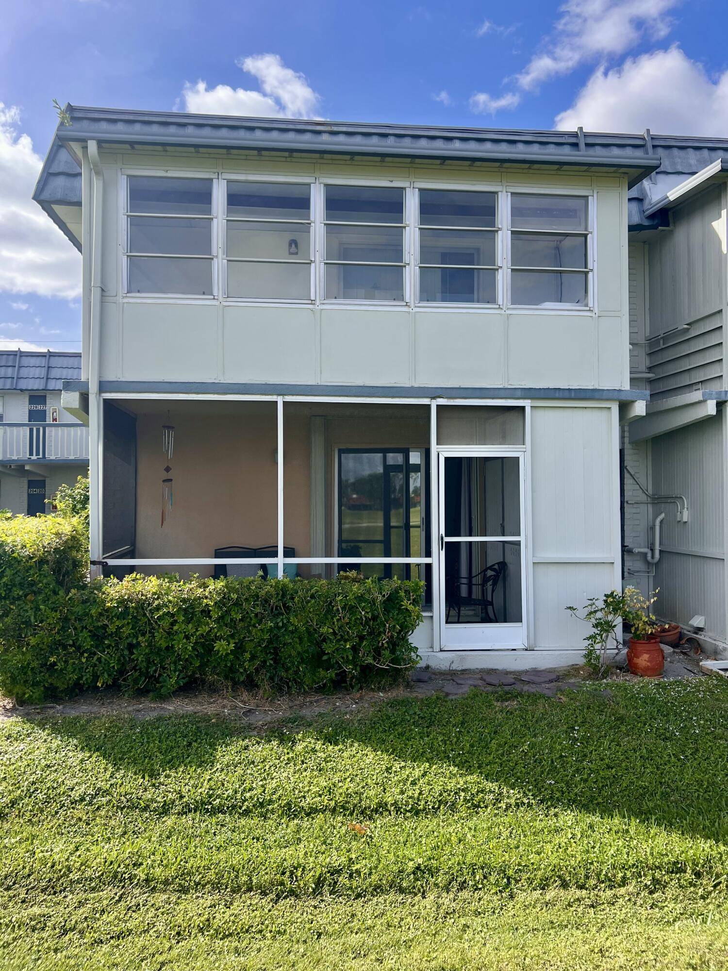 Delray Beach, FL 33446,202 Tuscany D