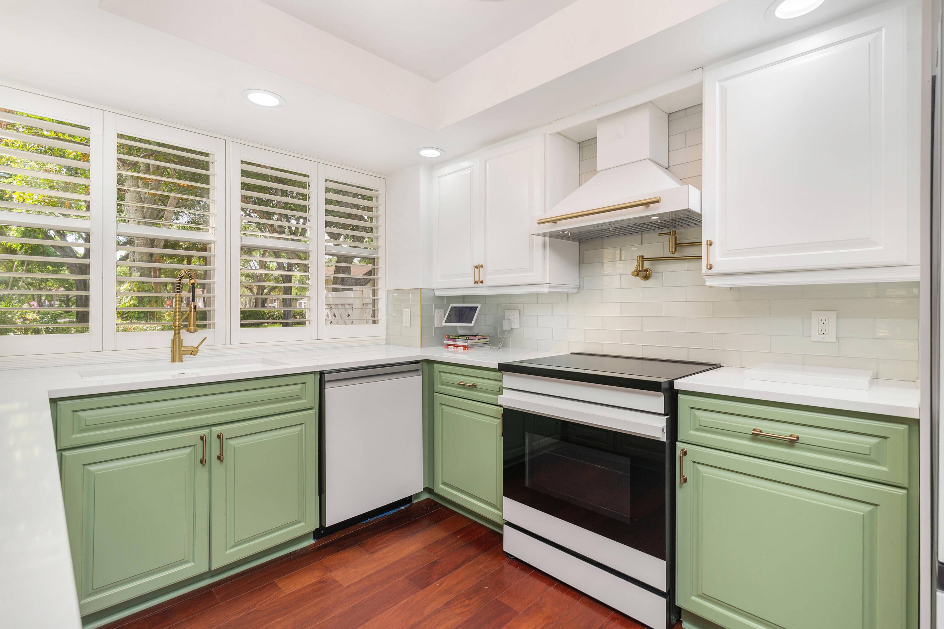 Lake Clarke Shores, FL 33406,8110 Oakton CT 10b