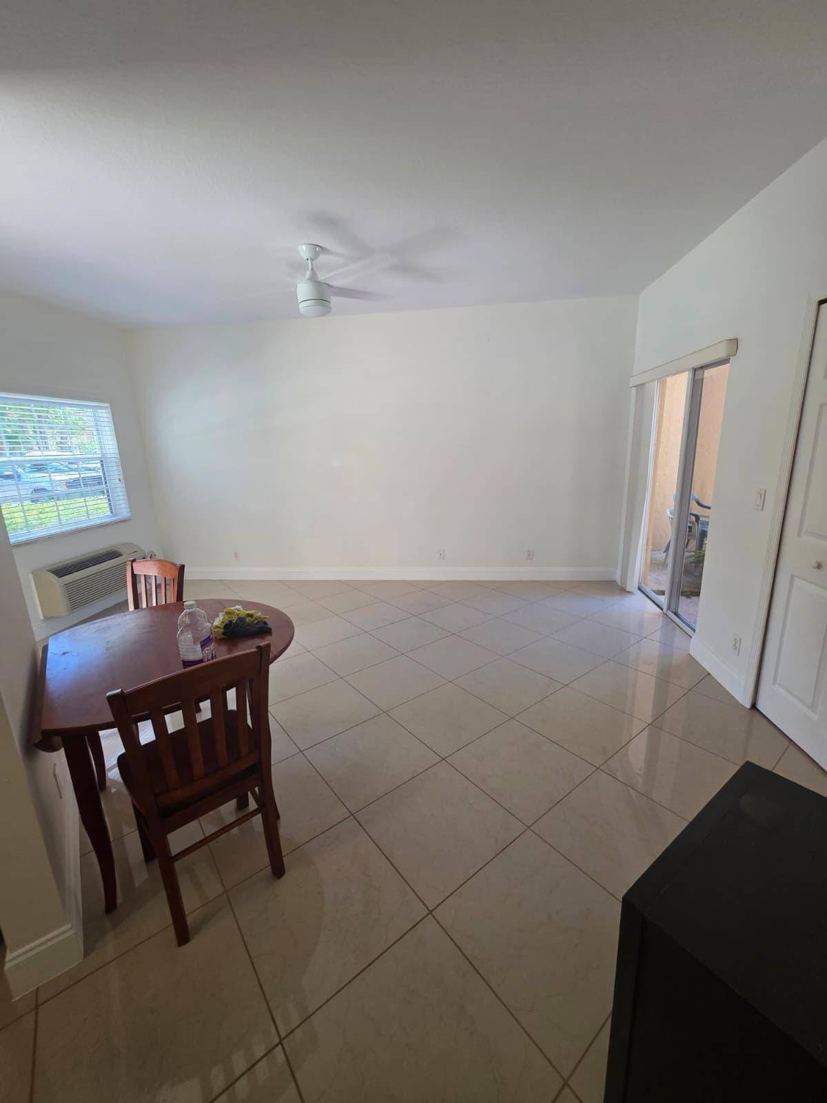 Port Saint Lucie, FL 34986,8262 Mulligan CIR 2613 Side B
