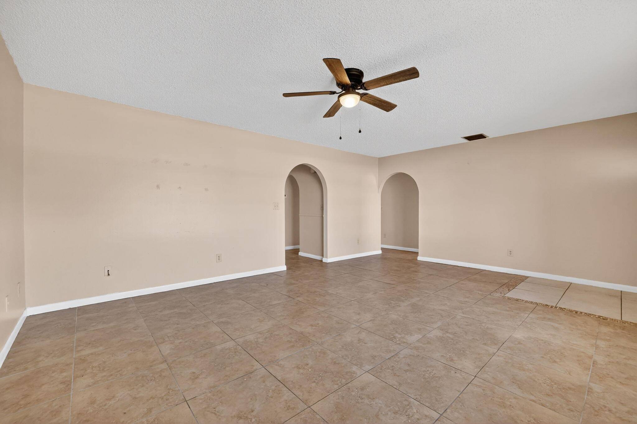 Port Saint Lucie, FL 34983,956 SE Brookedge AVE