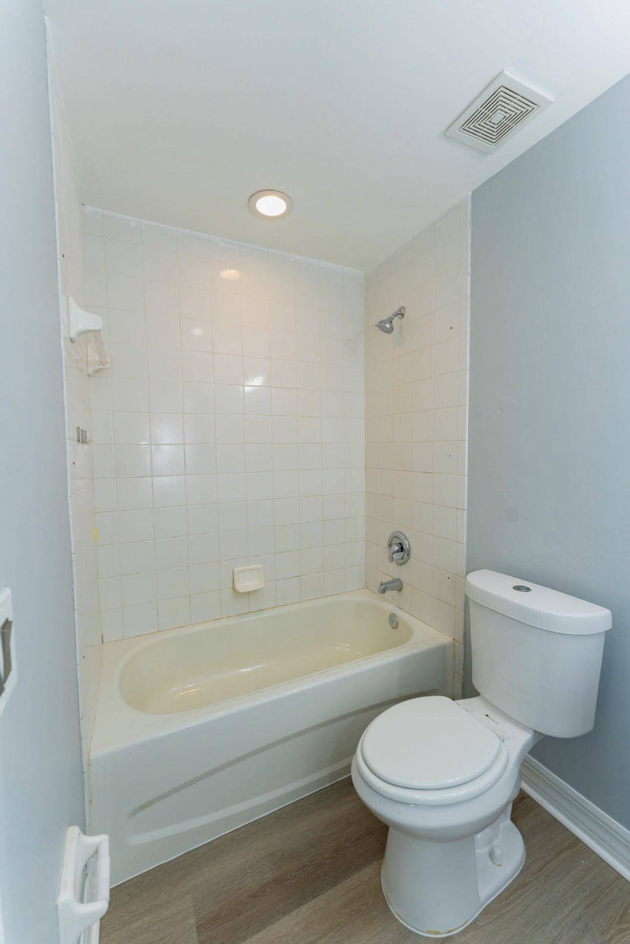 Lehigh Acres, FL 33936,2601 E 8th ST