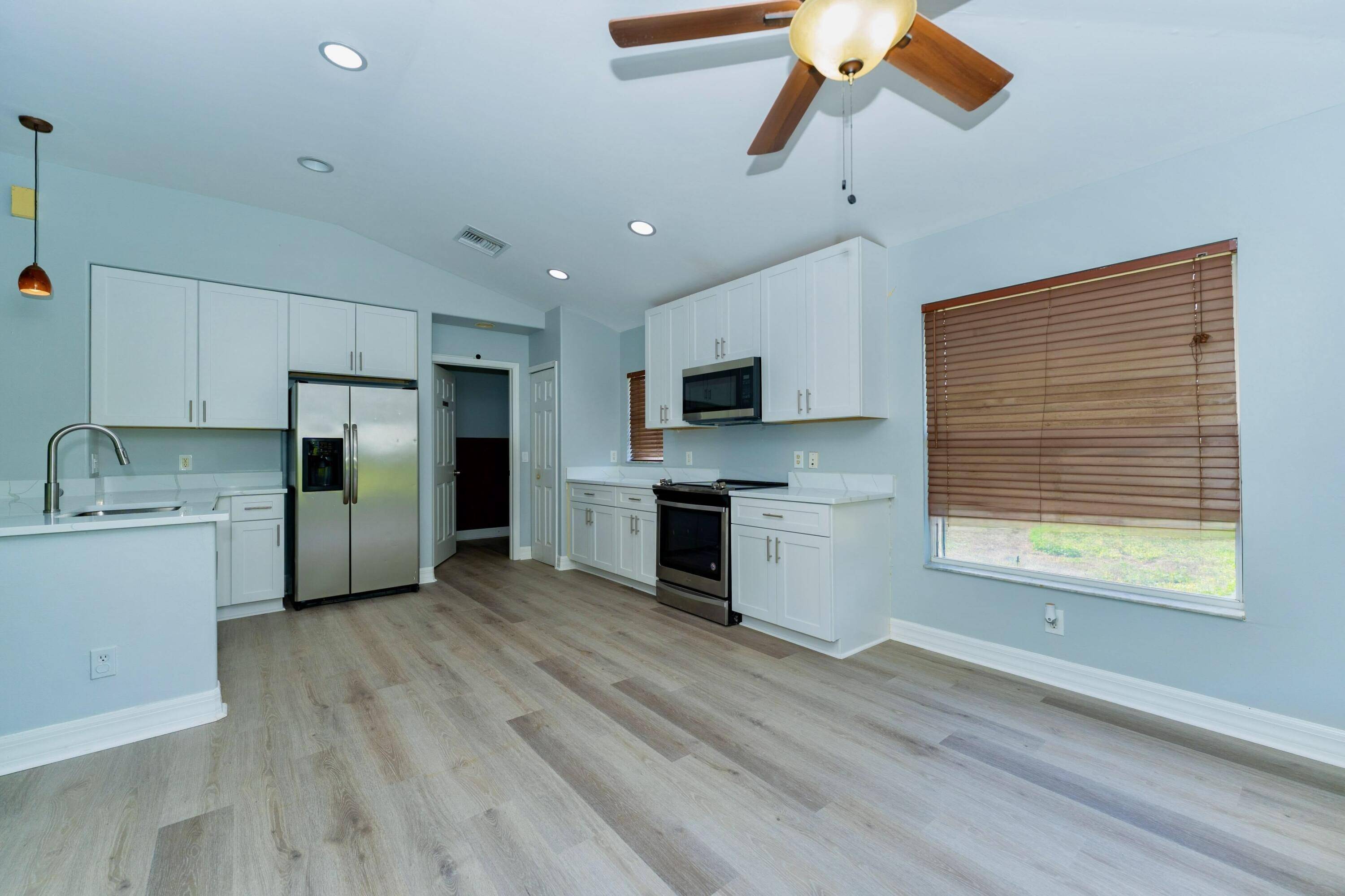 Lehigh Acres, FL 33936,2601 E 8th ST