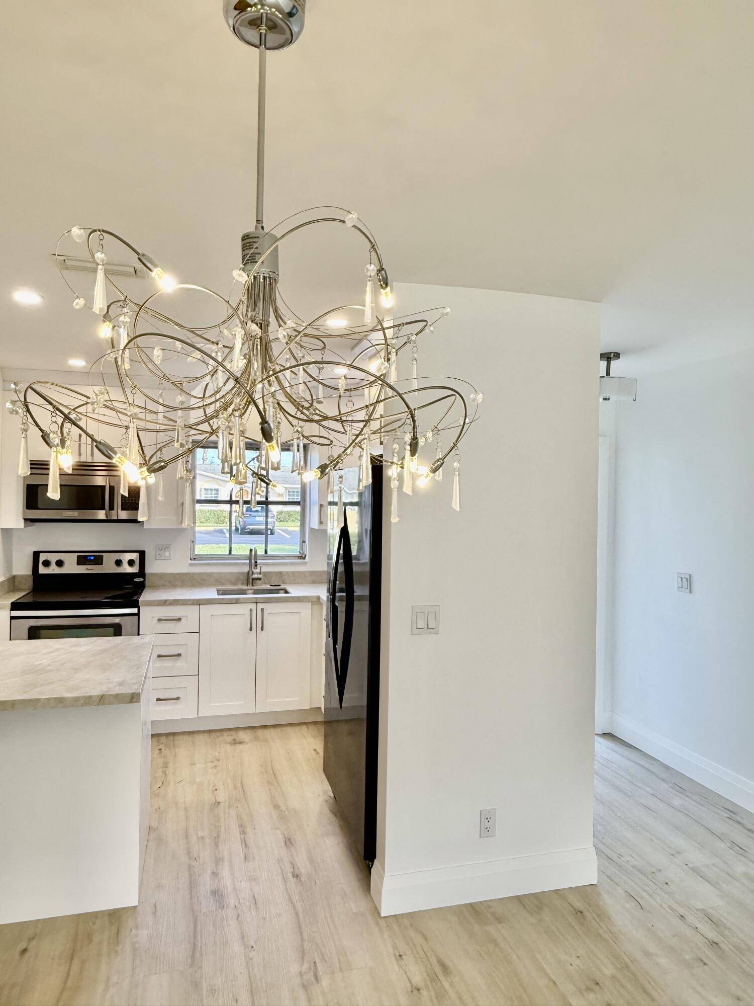 West Palm Beach, FL 33415,2630 E Emory DR #F