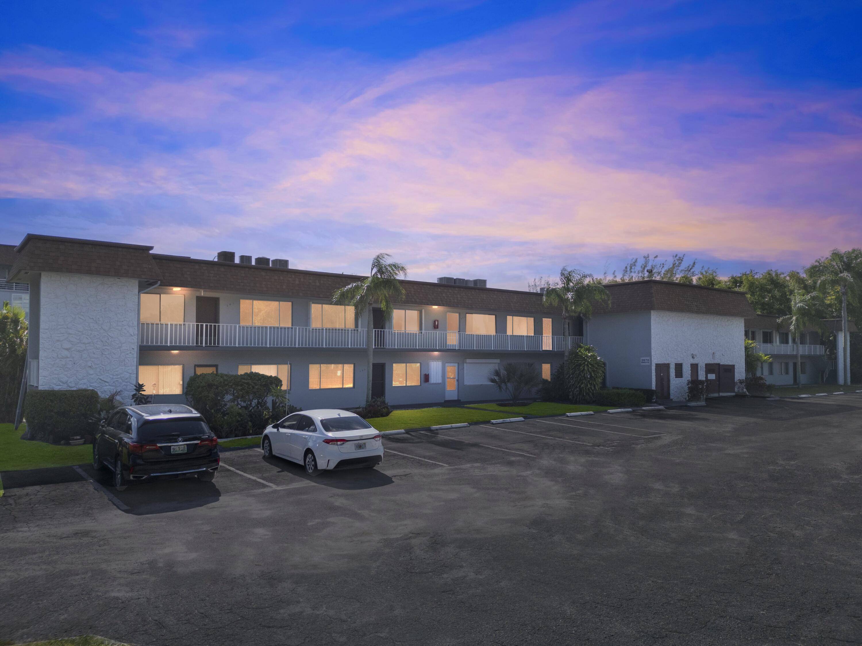 Lake Worth, FL 33462,2878 Donnelly DR 208