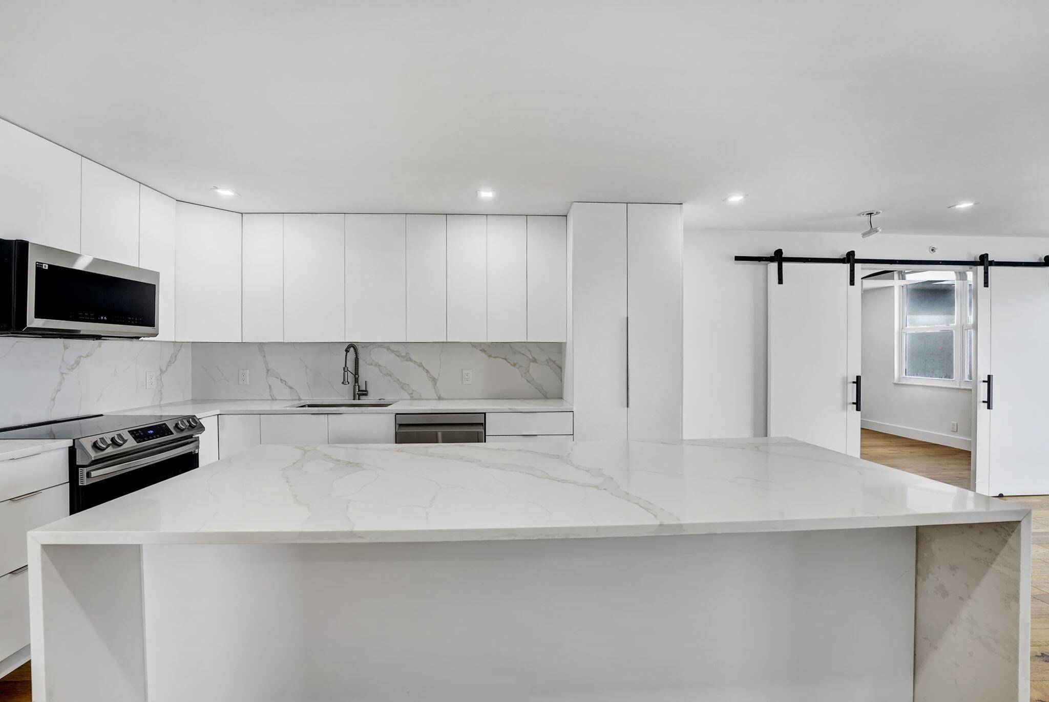 Highland Beach, FL 33487,4511 S Ocean BLVD 1008