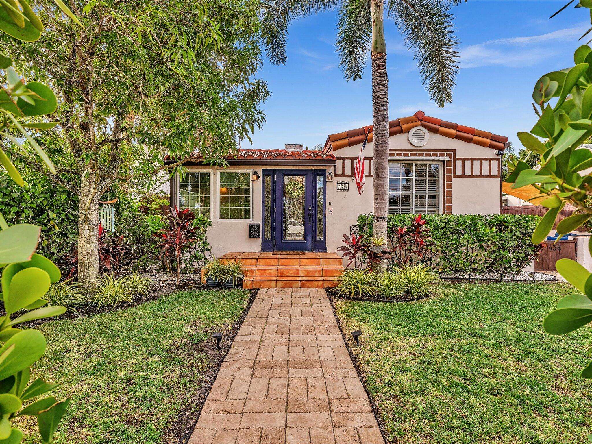 West Palm Beach, FL 33407,436 N 38th ST