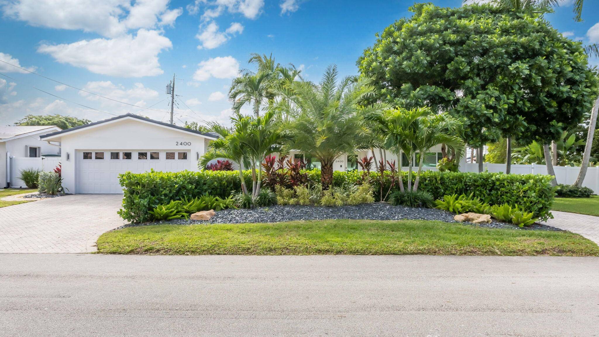 Lighthouse Point, FL 33064,2400 NE 45th ST