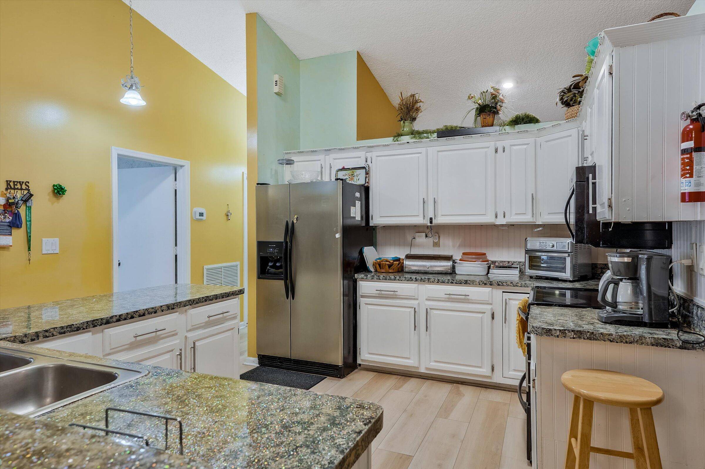 Wellington, FL 33414,13790 Paddock DR