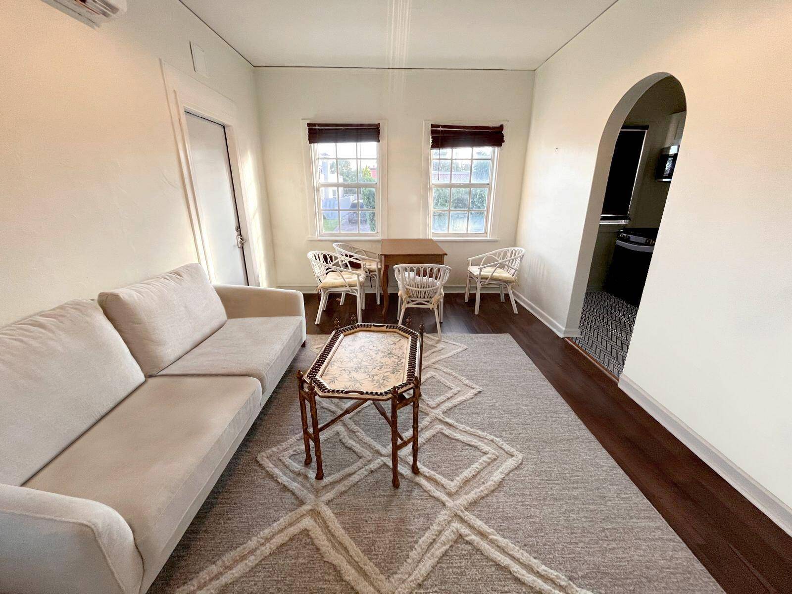 West Palm Beach, FL 33401,623 Park PL 6