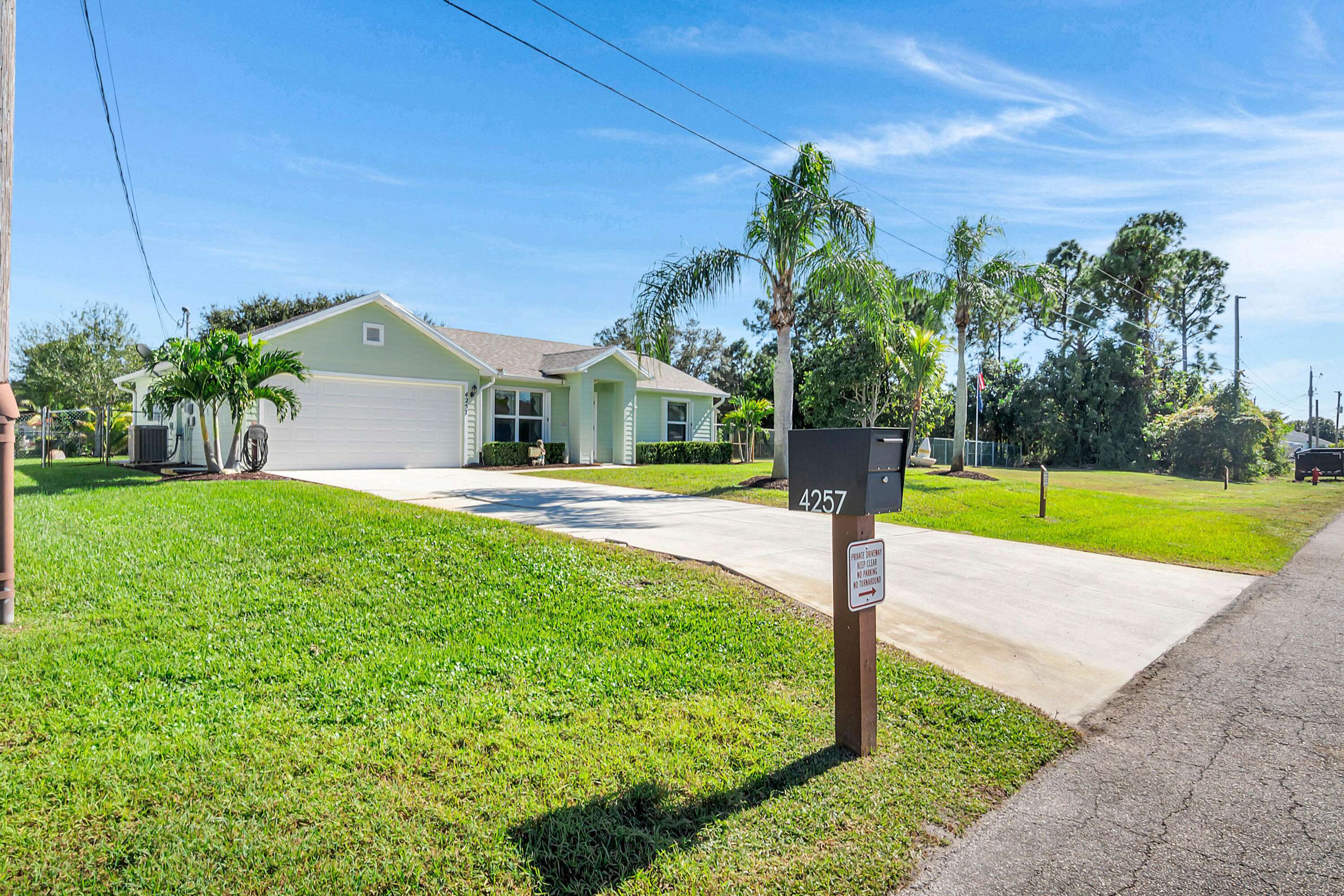 Port Saint Lucie, FL 34953,4257 SW Kazan ST