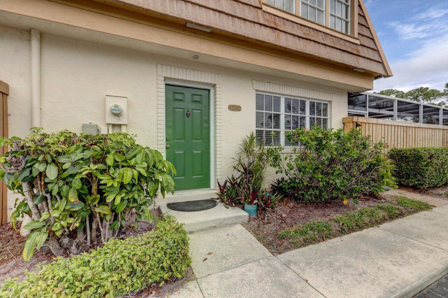 Palm Beach Gardens, FL 33410,4356 Hazel AVE C