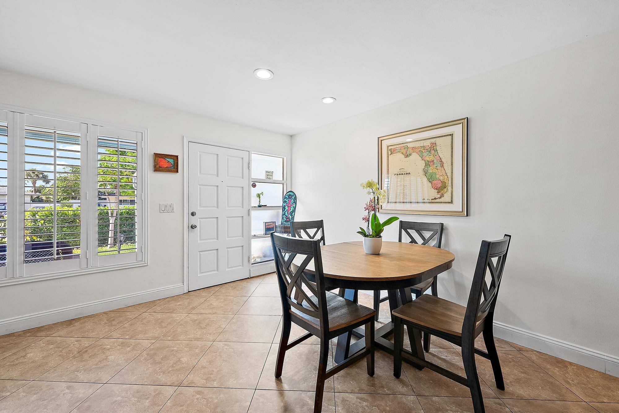 North Palm Beach, FL 33408,409 Lighthouse DR