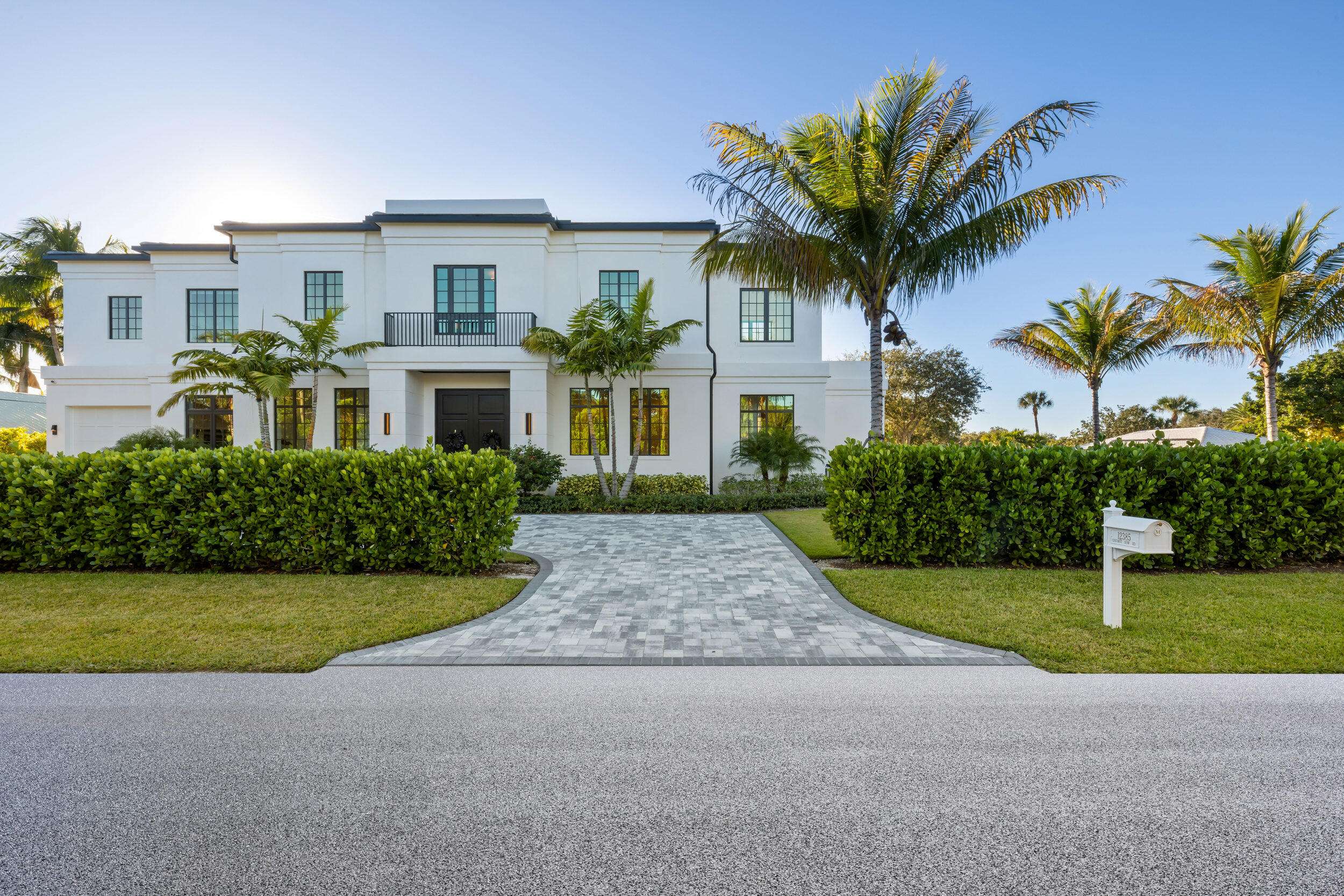 Palm Beach Gardens, FL 33410,12385 Coconut Row RD